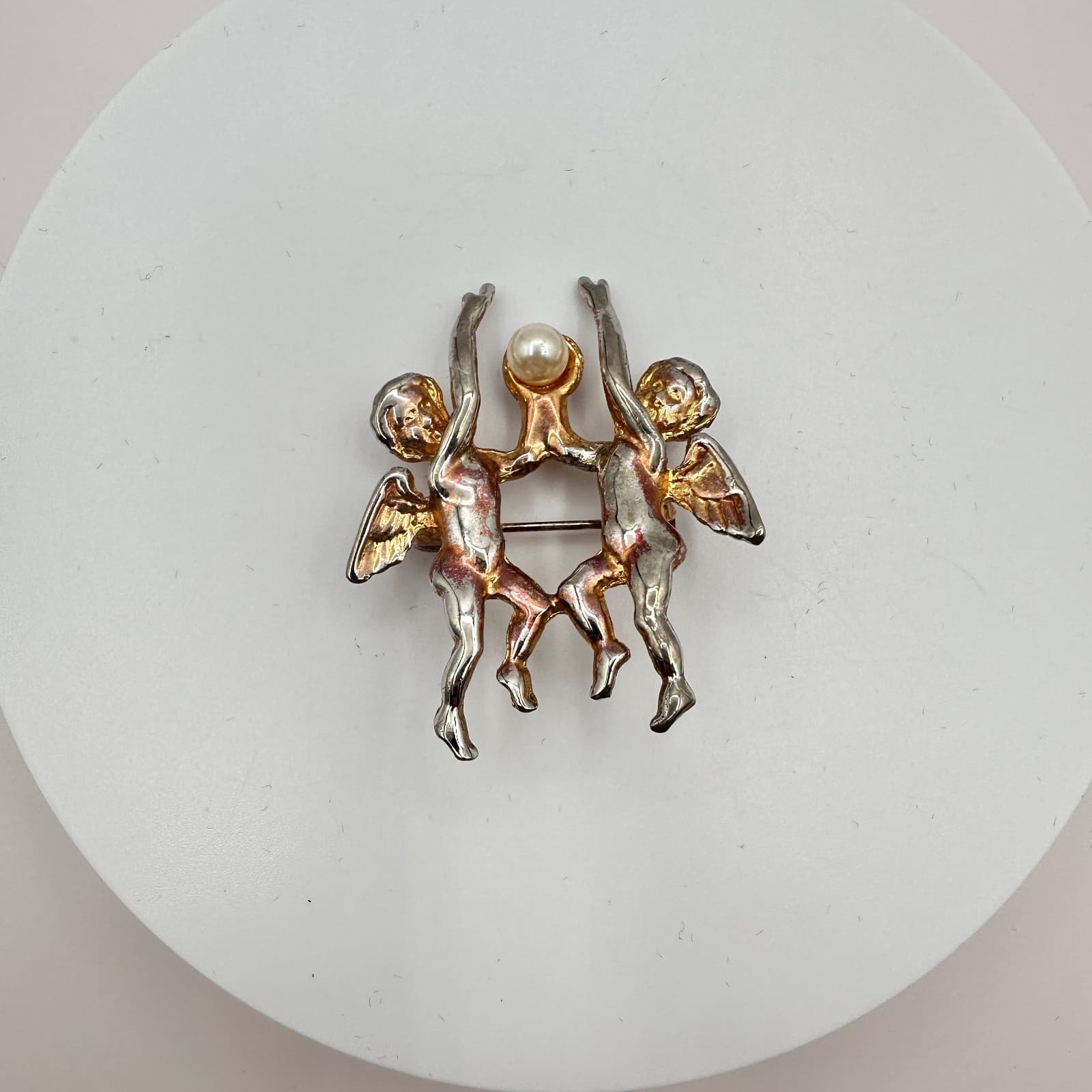 Vintage Y2K 90s Gold Tone Cherub Angel Brooch Pin Faux Pearl Women's Jewelry Bib - Thumbnail 3