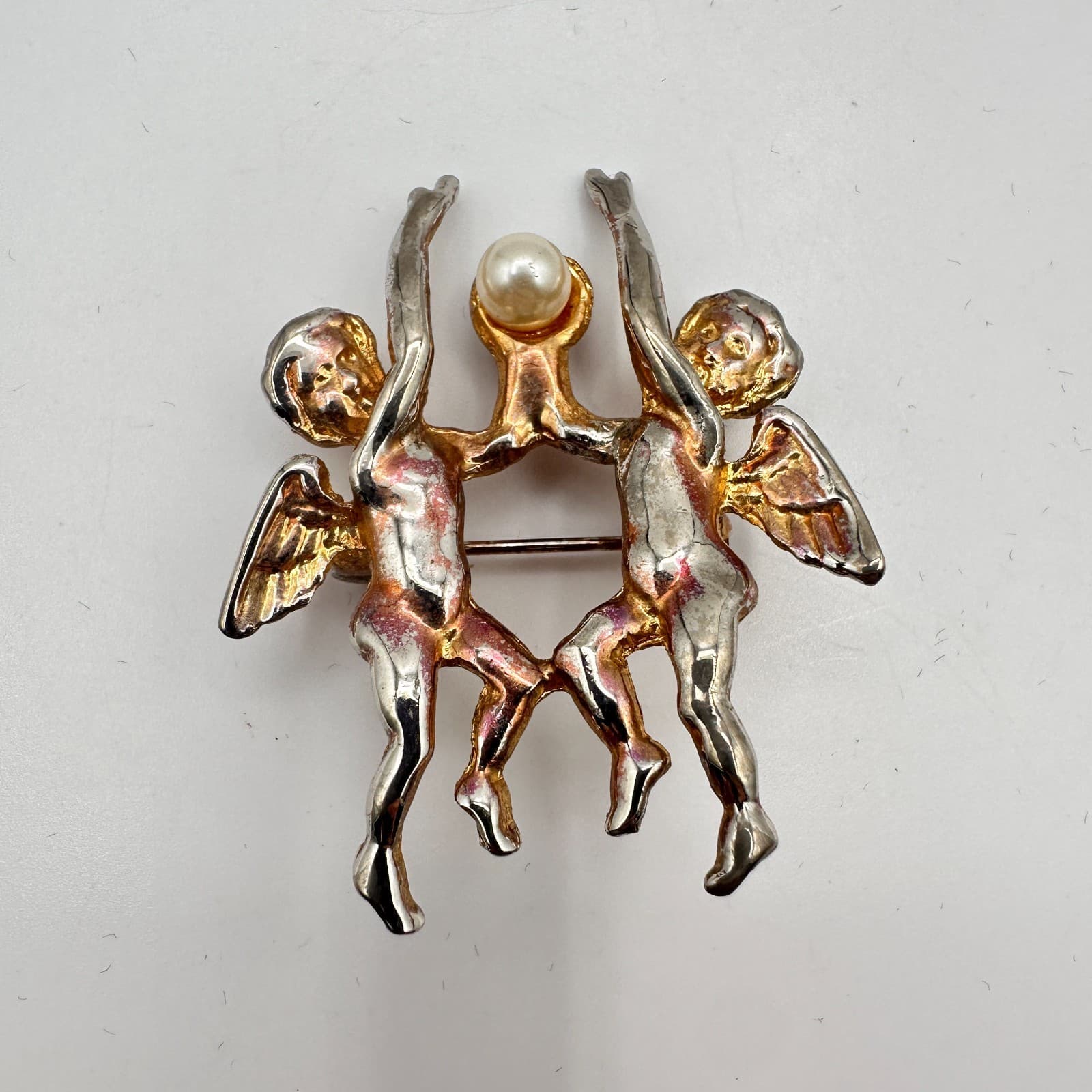 Vintage Y2K 90s Gold Tone Cherub Angel Brooch Pin Faux Pearl Women's Jewelry Bib