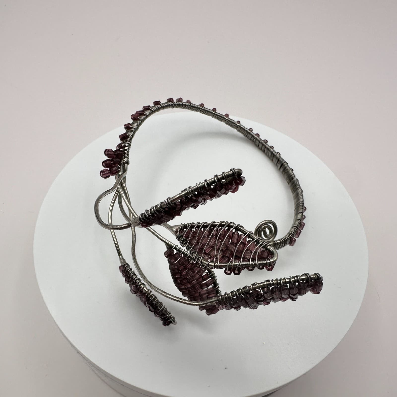 Vintage Y2K Silver Tone Wire Wrapped Purple Seed Beaded Hand Bracelet Jewelry - Thumbnail 4