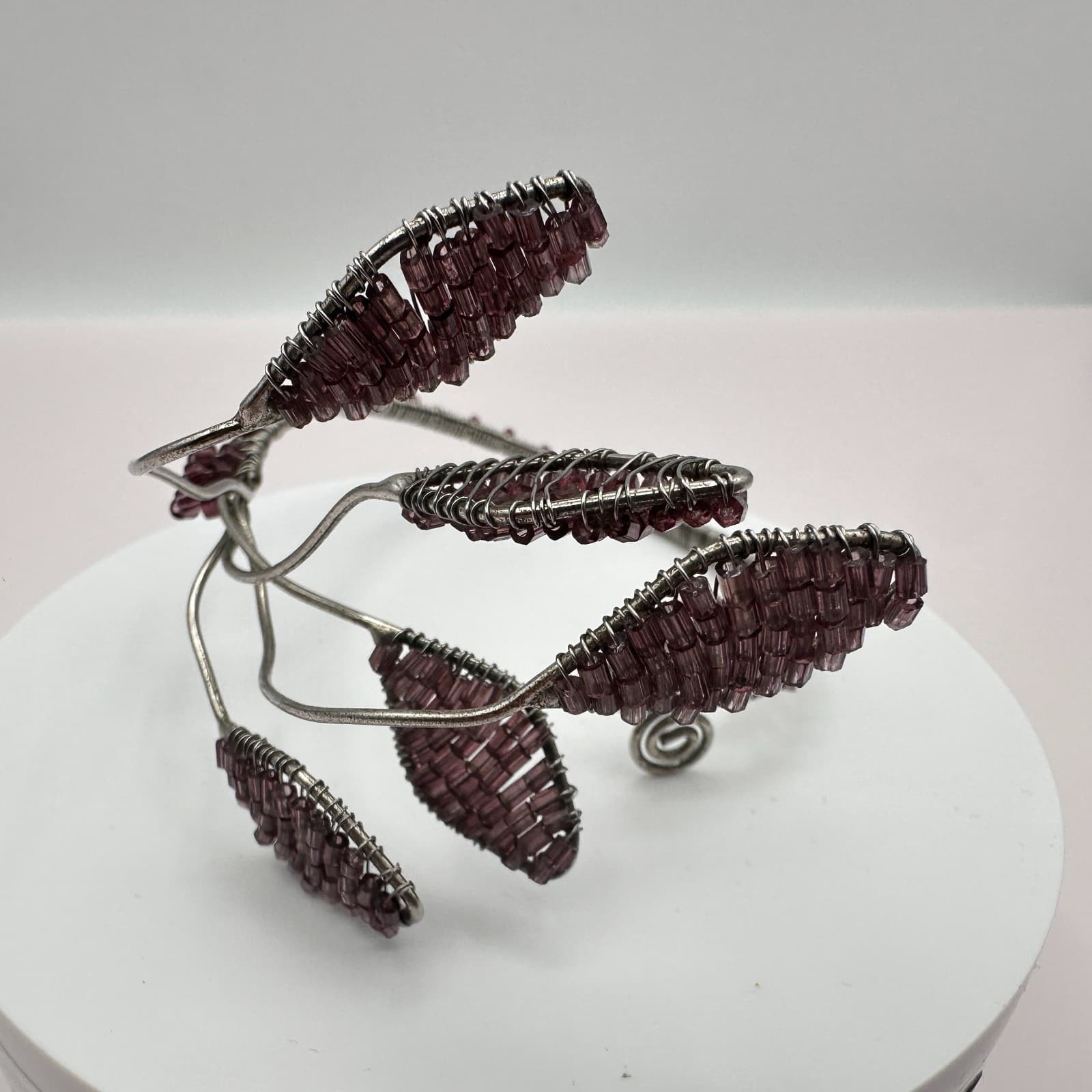 Vintage Y2K Silver Tone Wire Wrapped Purple Seed Beaded Hand Bracelet Jewelry - Thumbnail 3