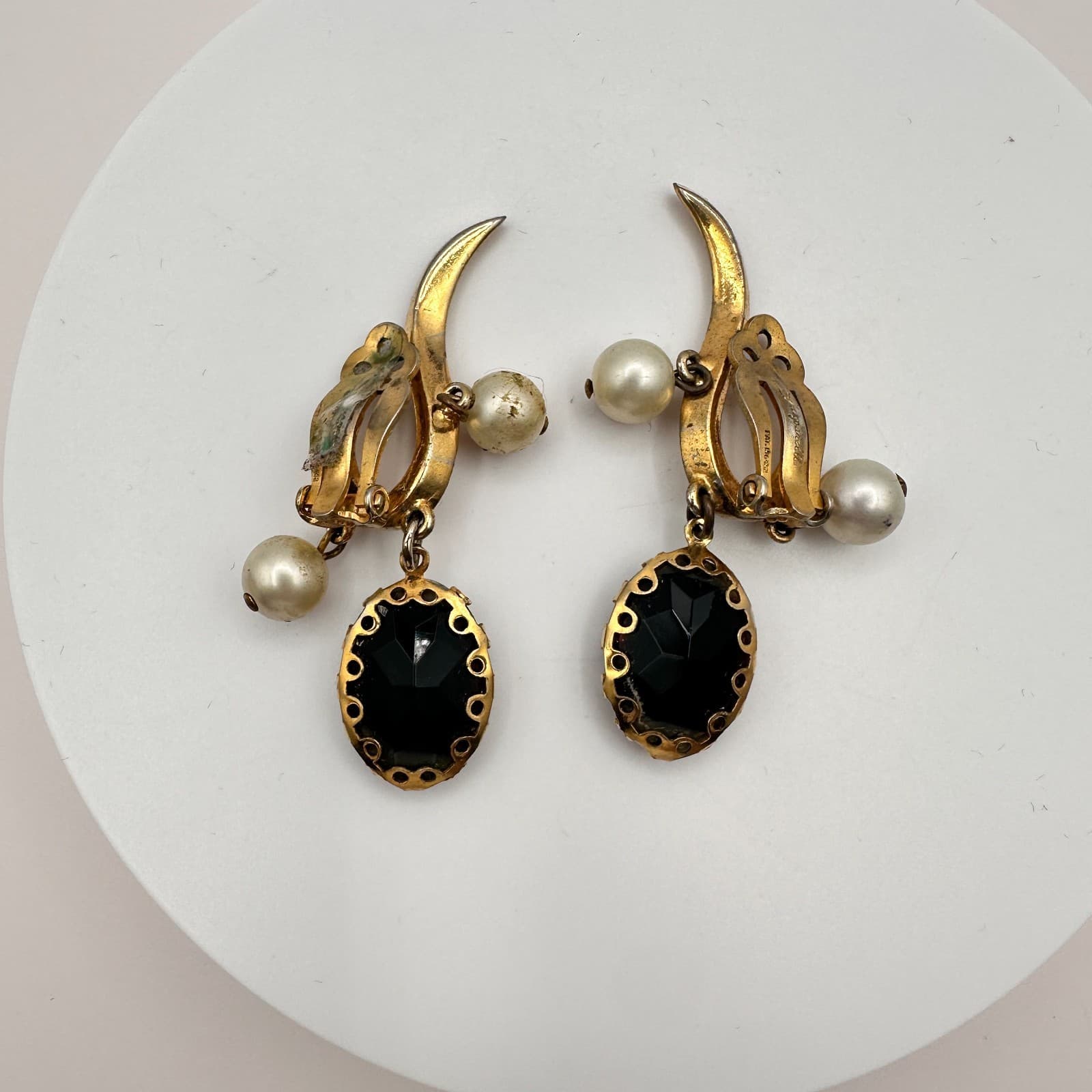 Vintage 90s Black Onyx Faux Pearl Beaded Gold Tone Earrings Statement Jewelry - Thumbnail 3