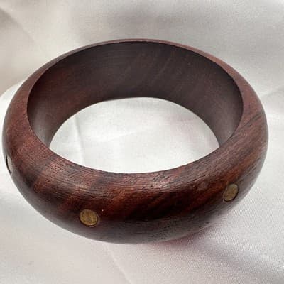 Vintage 90s Wooden Bracelet Brass Tone Dot Statement Women's Classic Jewelry - Thumbnail 3