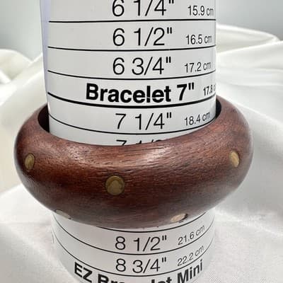 Vintage 90s Wooden Bracelet Brass Tone Dot Statement Women's Classic Jewelry - Thumbnail 8