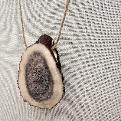 Vintage 90s Teardrop Antler Slice Pendant Necklace Cord Women's Classic Jewelry - Thumbnail 5