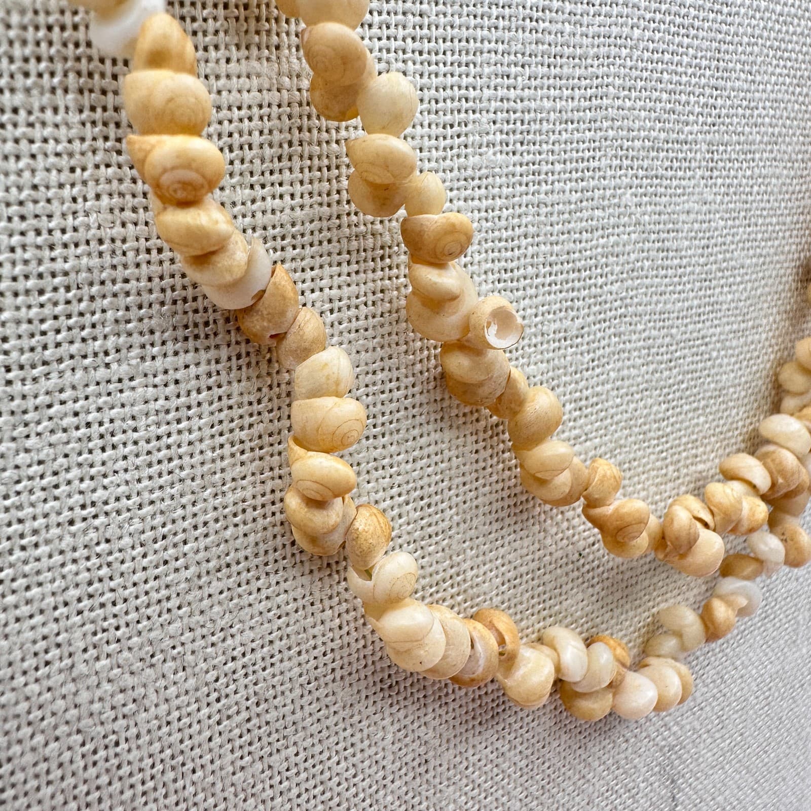 Vintage 70s 80s Puka Shell Necklace Double Strand Women's Classic Jewelry Boho - Thumbnail 3