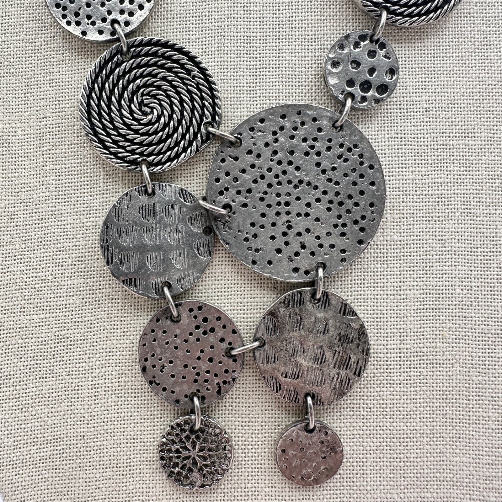Vintage 90s Silver Tone Disc Geometric Necklace Women's Classic Fashion Jewelry - Thumbnail 7