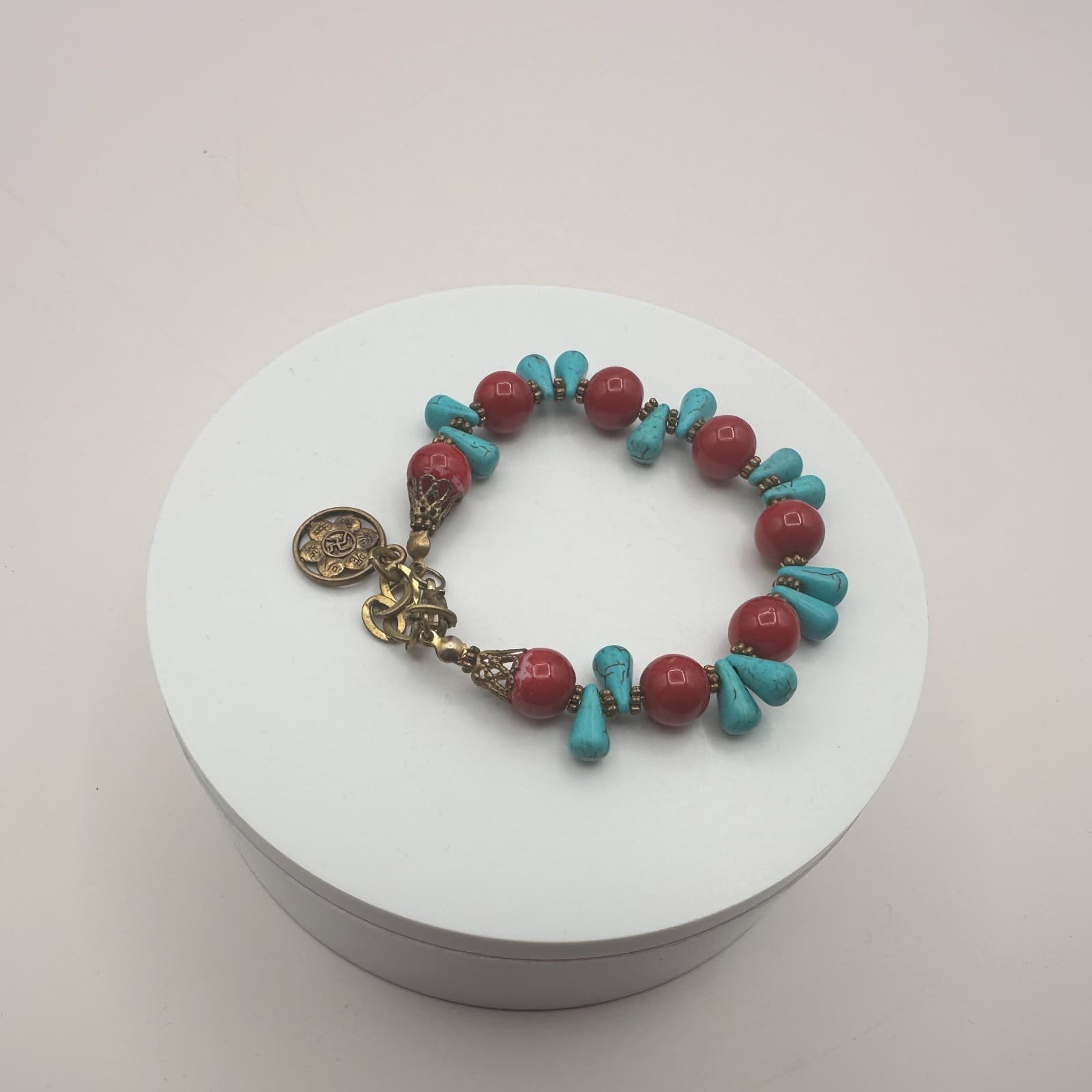 Vintage 90s Gold Tone Red Beaded Turquoise Stone Bracelet Women's Jewelry - Thumbnail 5