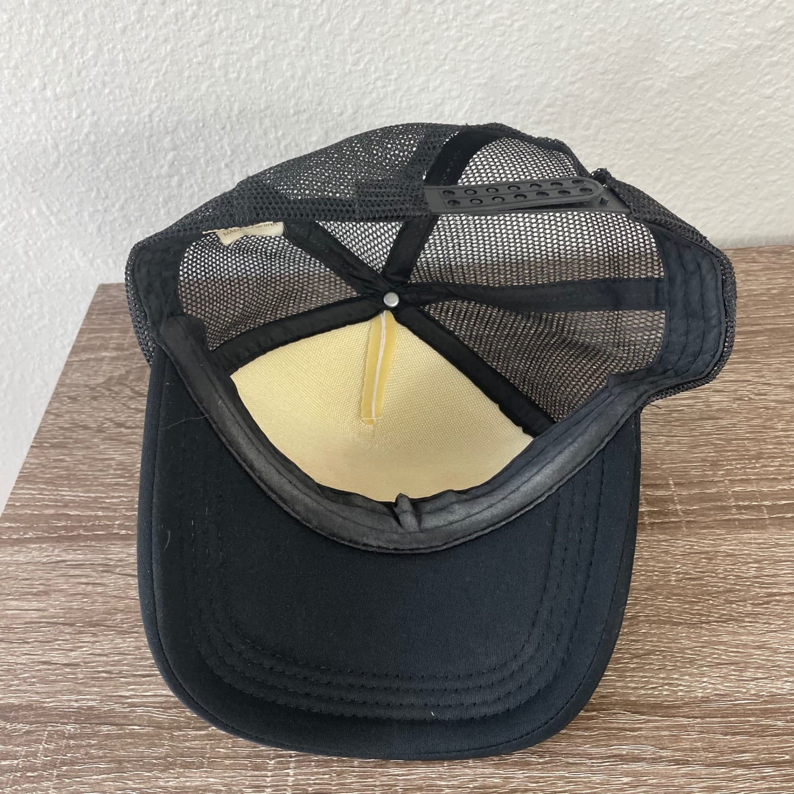I Pee In Pools Trucker Hat Funny Pool Party Snapback Mesh Cap Black White - Thumbnail 5