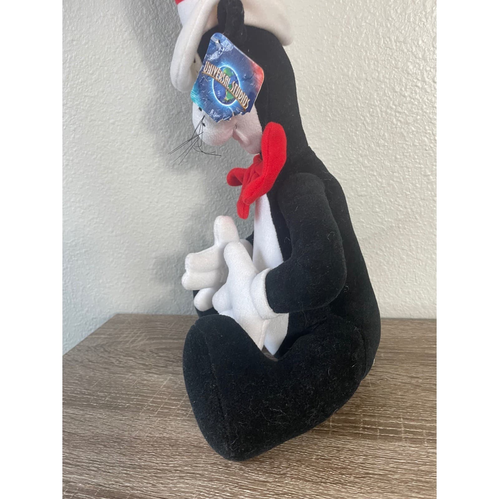 Dr Seuss Cat in the Hat Plush 18” Universal Studios Seuss Landing Toy NWT - Thumbnail 10