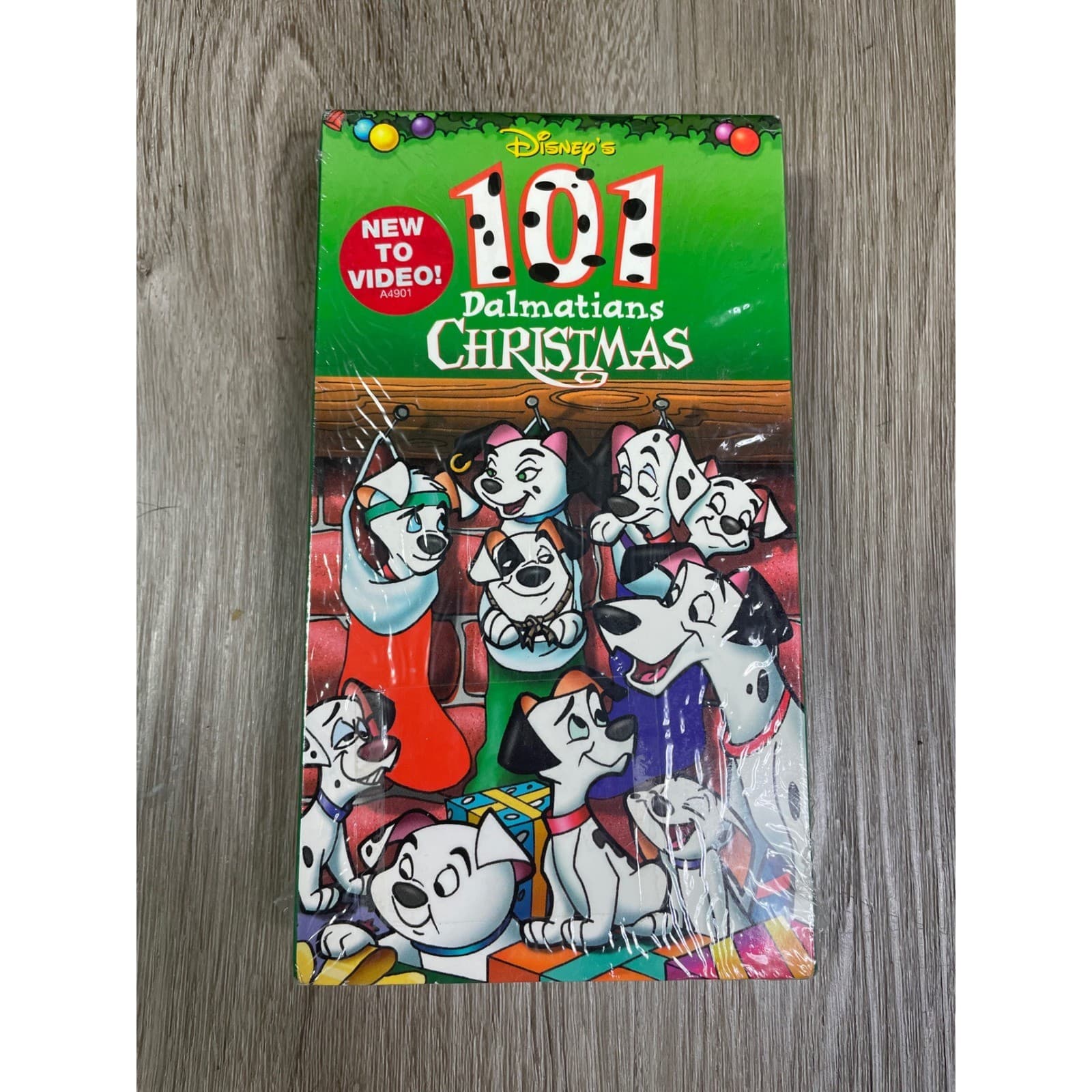 Disney's 101 Dalmatians Christmas VHS Tape New Sealed Vintage Collectible - Thumbnail 3
