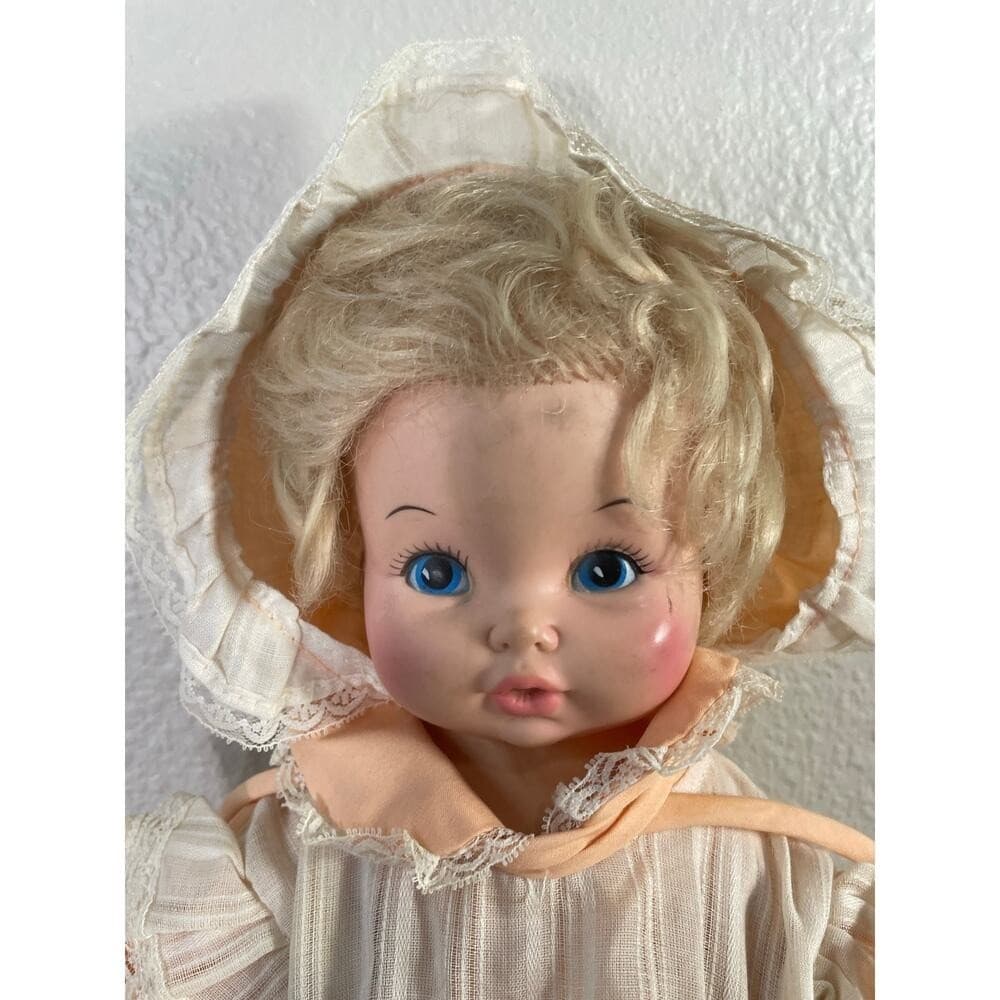 Vintage Eegee Softina Baby Doll 17” 1960s Vinyl Peach Dress Bonnet EG Mark - Thumbnail 8