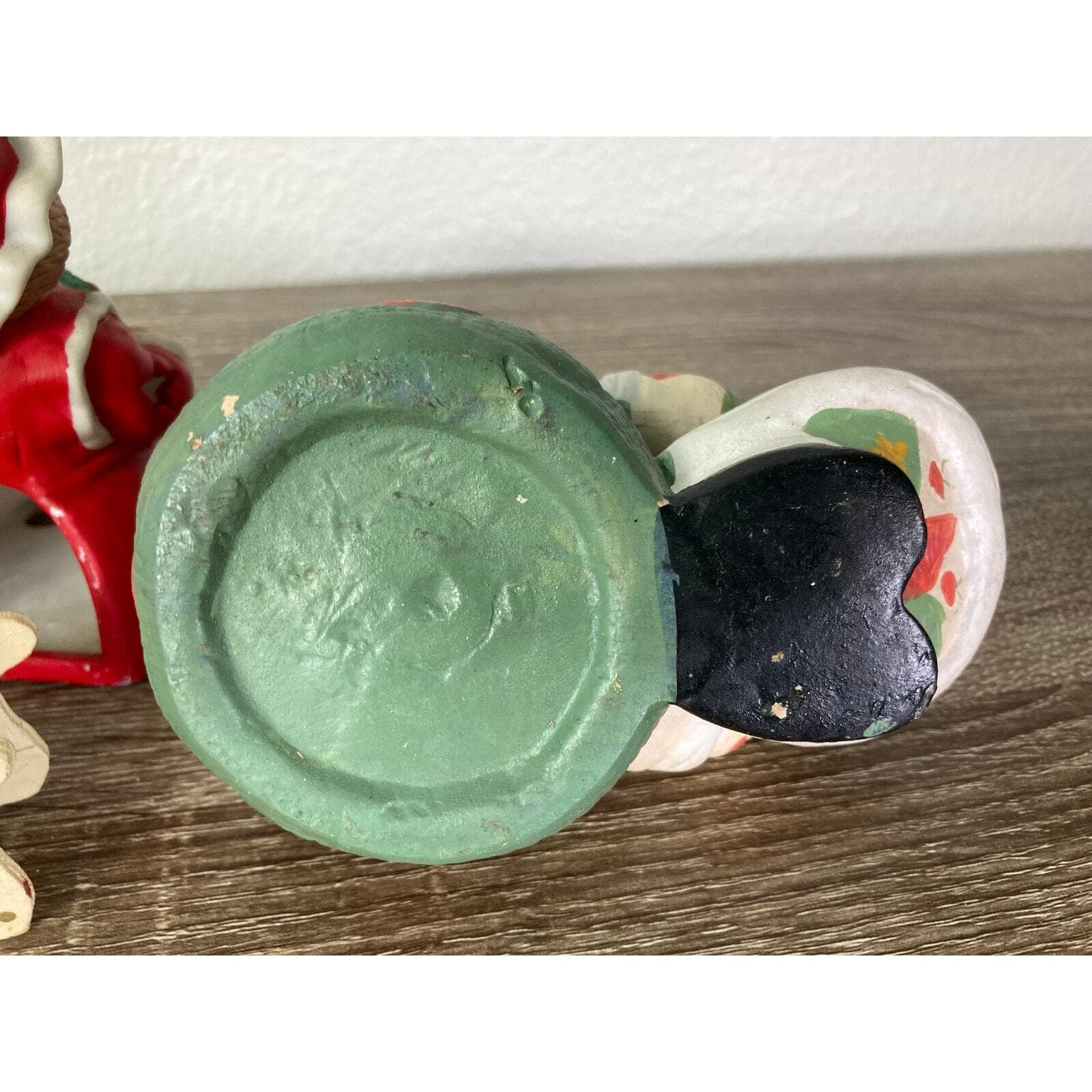 Vintage Christmas Figurine Set Santa & Mrs. Claus Bear Decor Figurines Ornament - Thumbnail 9