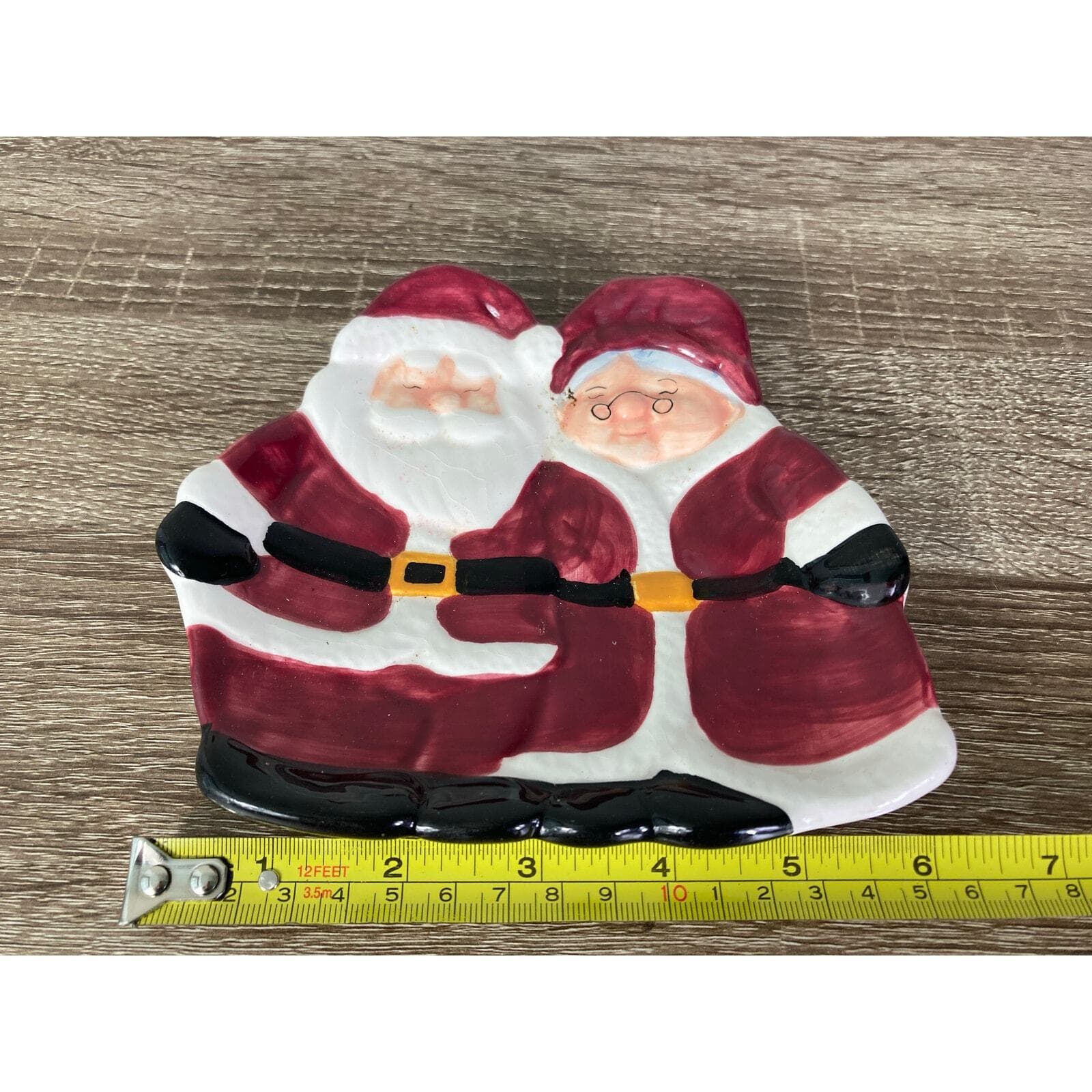 Santa & Mrs. Claus Holiday Platter Multicolor Ceramic Centerpiece - Thumbnail 7