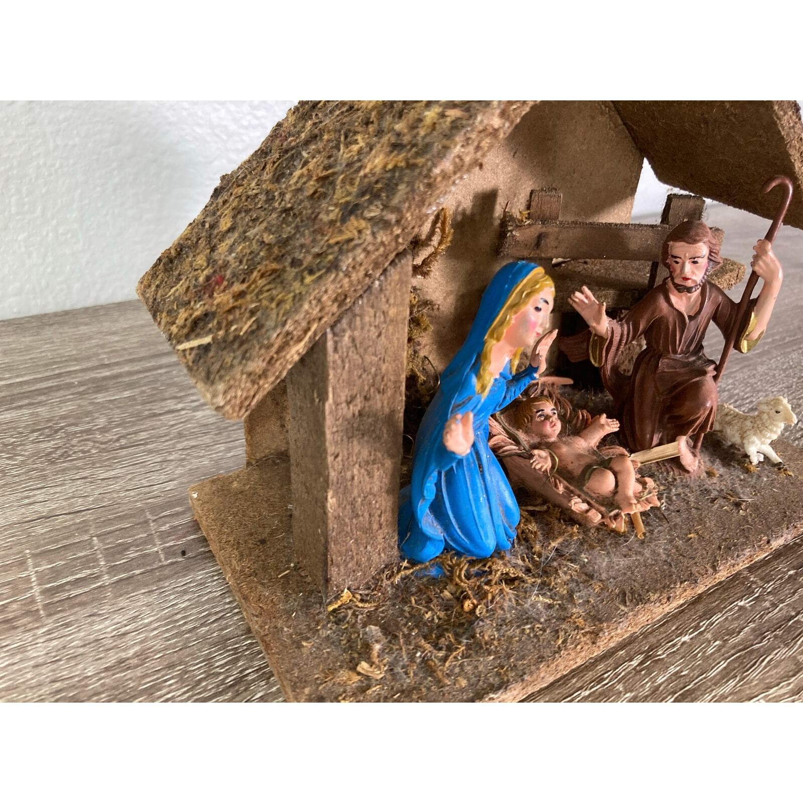 Vintage Italian Wooden Nativity Scene Crèche Set Christmas Decor - Thumbnail 7