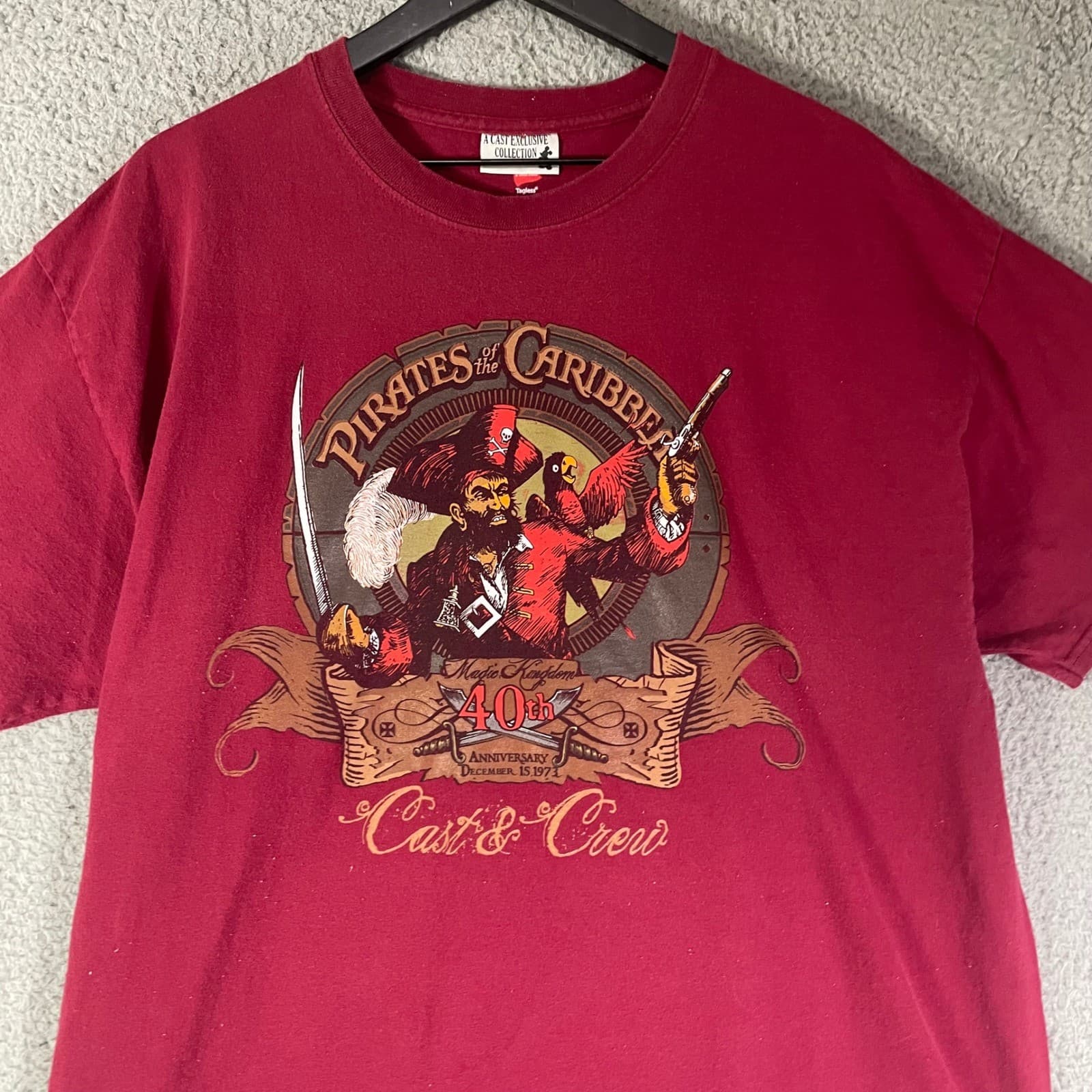 Pirates of the Caribbean Shirt XL Disney Cast Exclusive 40th Anniversary WDW Tee - Thumbnail 5