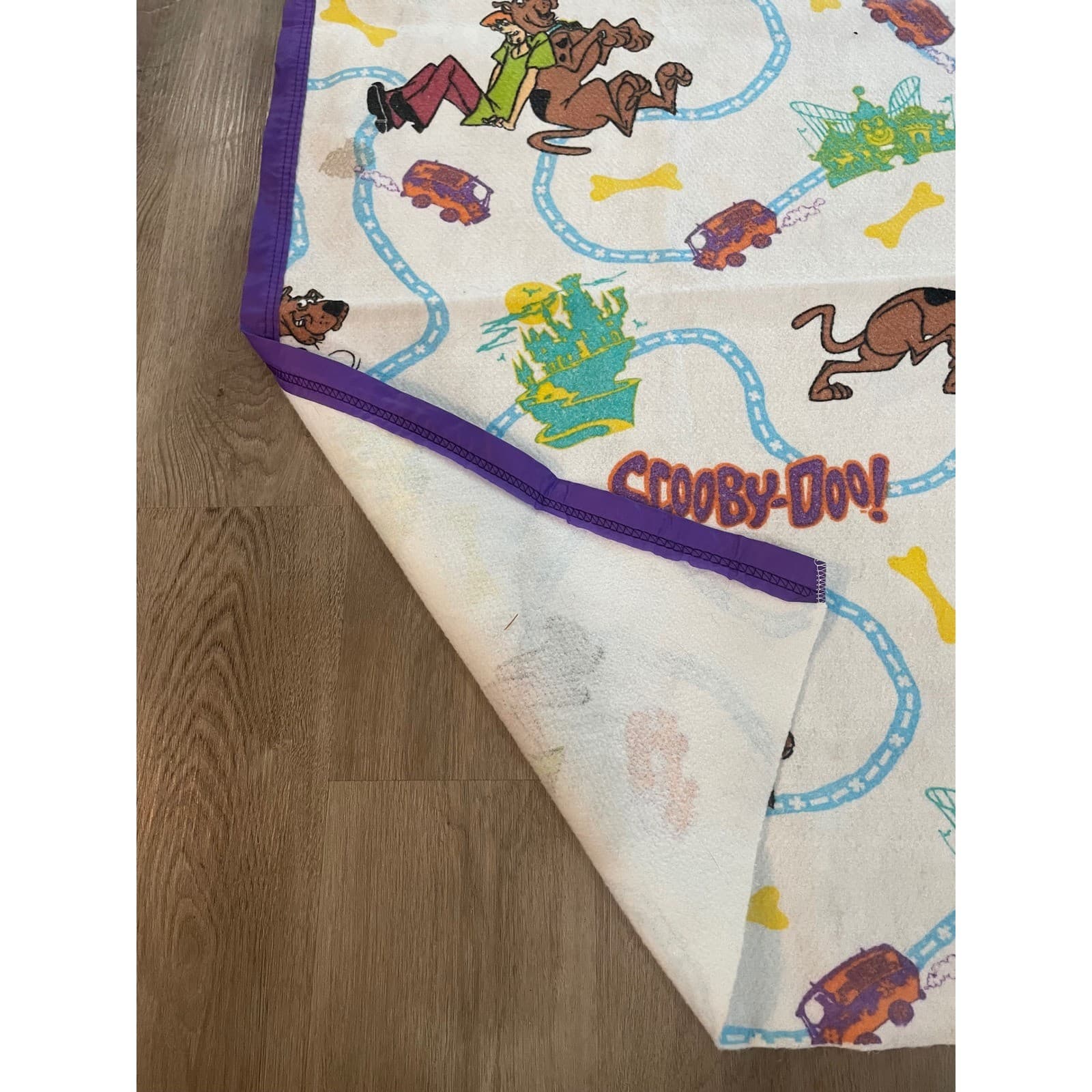 Vintage 90s Scooby Doo Shaggy Fleece Blanket Throw Mystery Machine Made in USA - Thumbnail 10