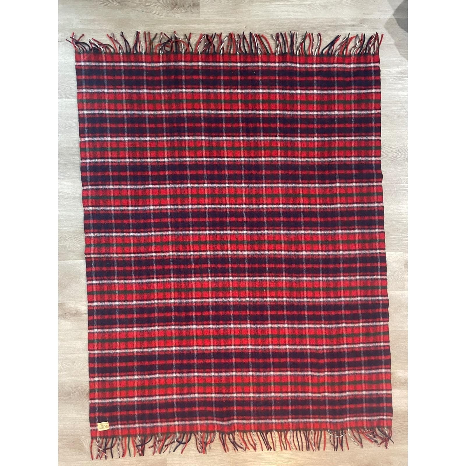 Vintage Horner Woolen Mills Blanket Red Plaid 100% Virgin Wool Stadium USA - Thumbnail 5