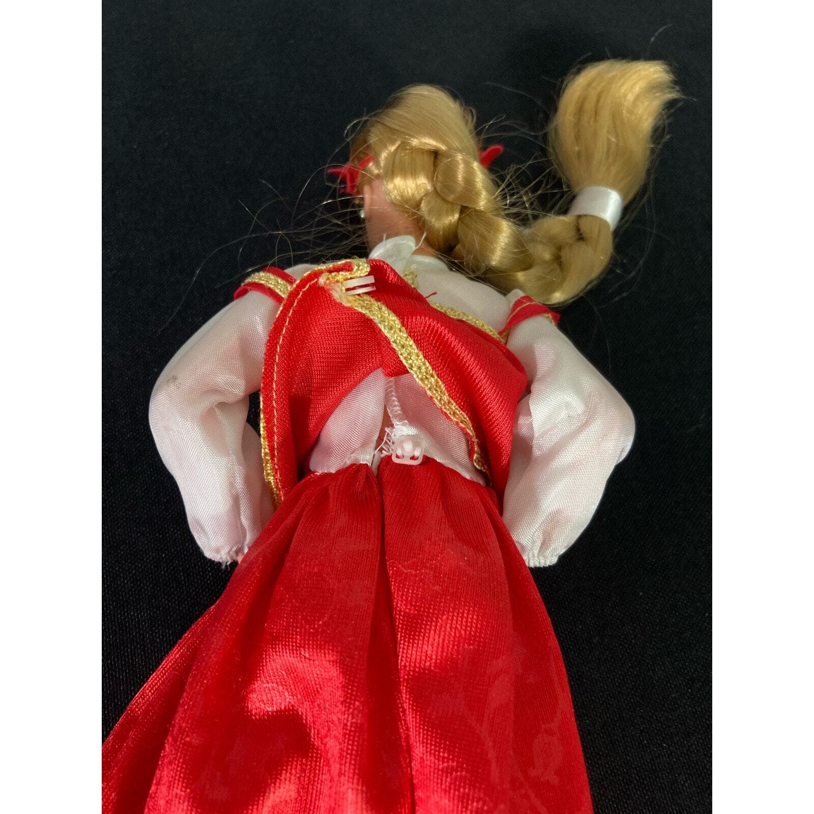 Barbie Doll 1996 16500 Dolls of the World Collector Loose Vintage Mattel - Thumbnail 10
