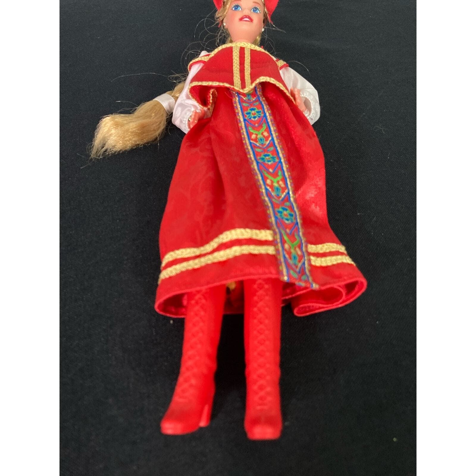 Barbie Doll 1996 16500 Dolls of the World Collector Loose Vintage Mattel - Thumbnail 5