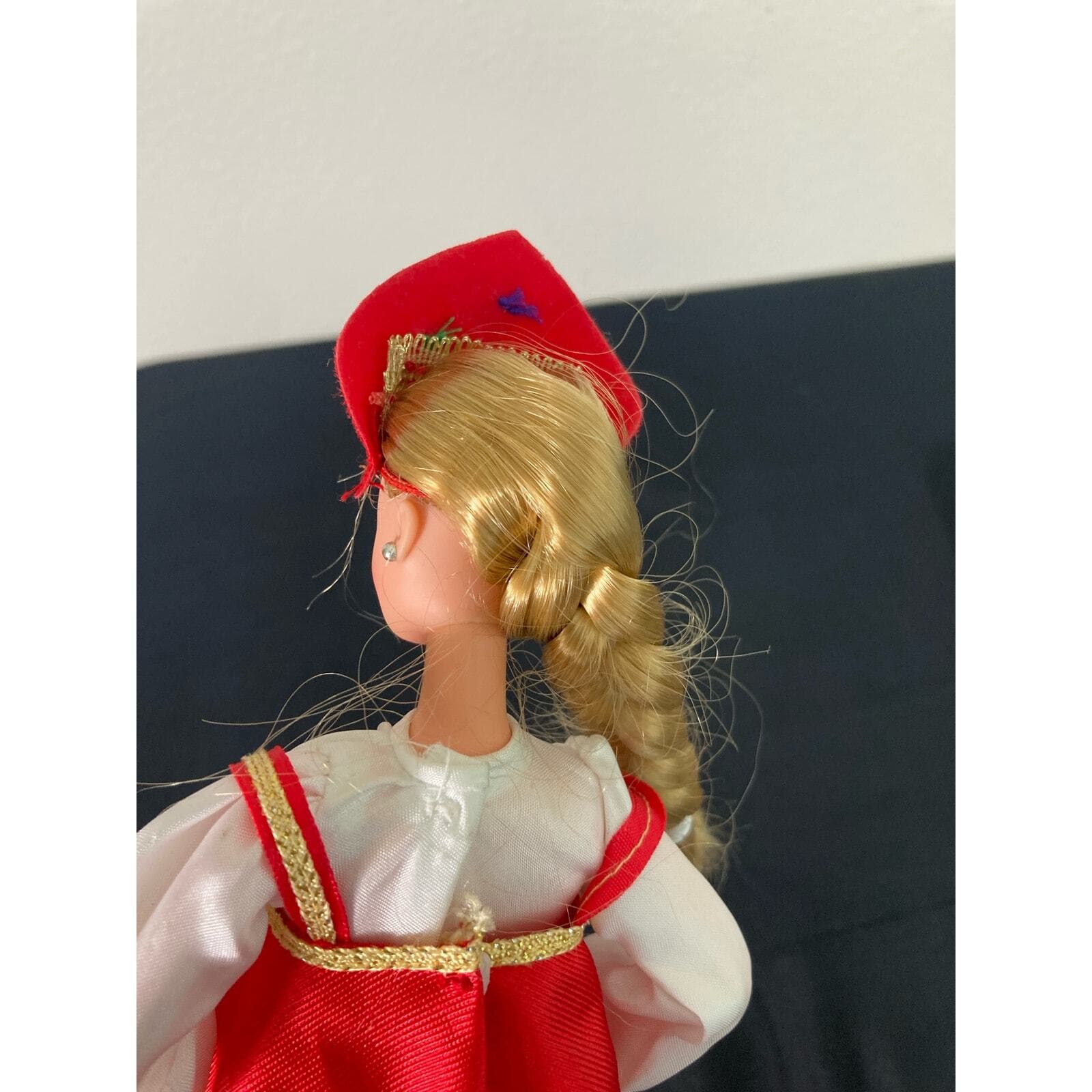 Barbie Doll 1996 16500 Dolls of the World Collector Loose Vintage Mattel - Thumbnail 11