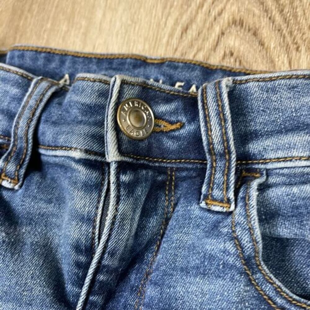 American Eagle Next Level Stretch Denim Cutoff Shorts Size 2 Long Distressedwh - Thumbnail 13