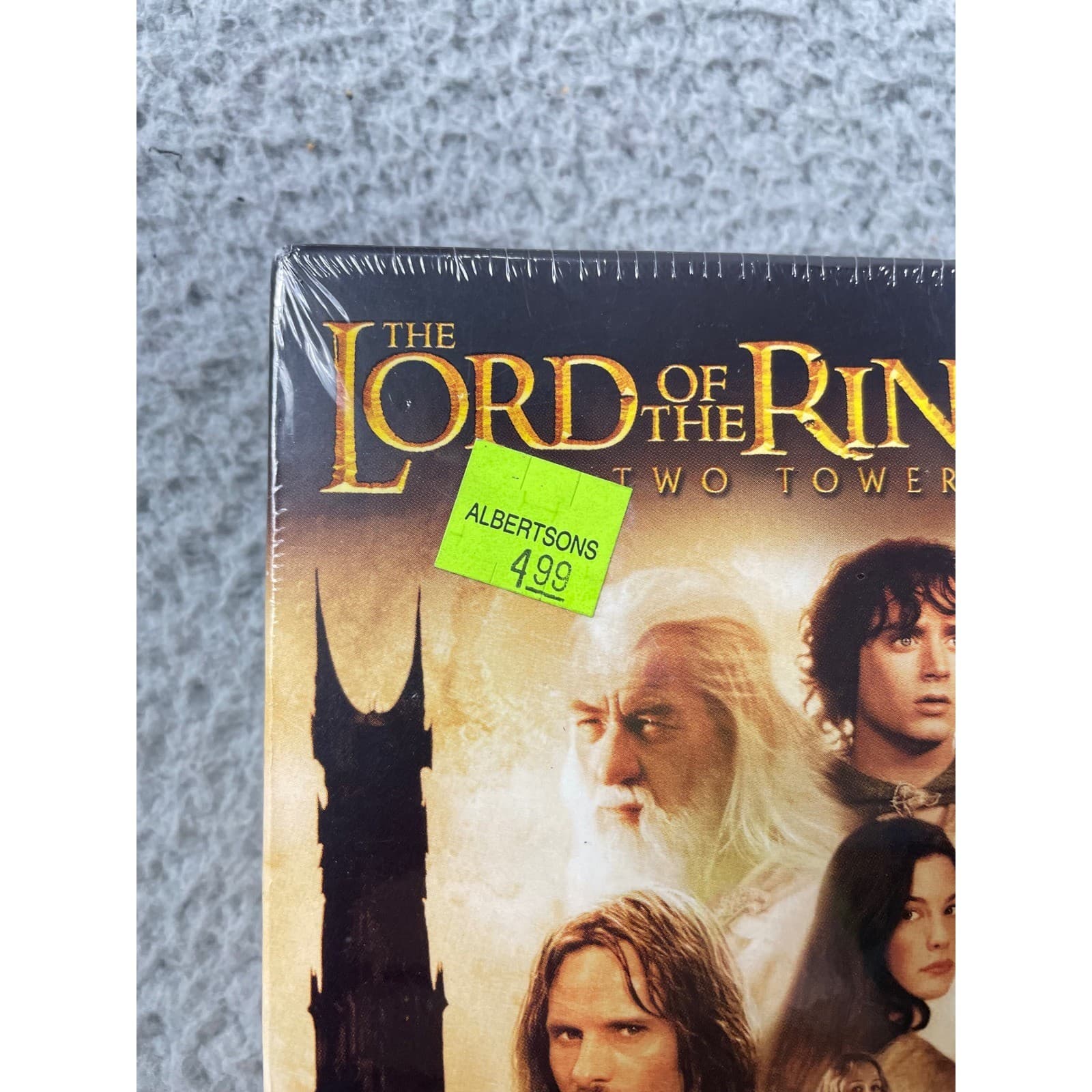 The Lord of the Rings The Two Towers VHS Tape Factory Sealed Collectible - Thumbnail 3