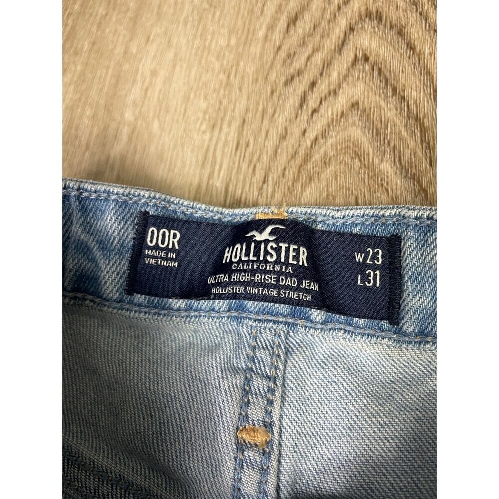 Hollister Ultra High-Rise Dad Jeans Distressed Light Wash W23 L31 Stretch - Thumbnail 8