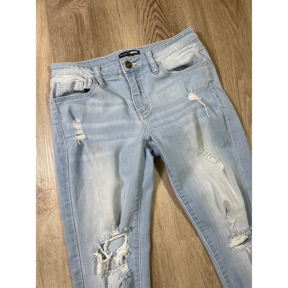 Fashion Nova Distressed Skinny Jeans 7 Women Light Wash Ripped Torn Stretch - Thumbnail 7