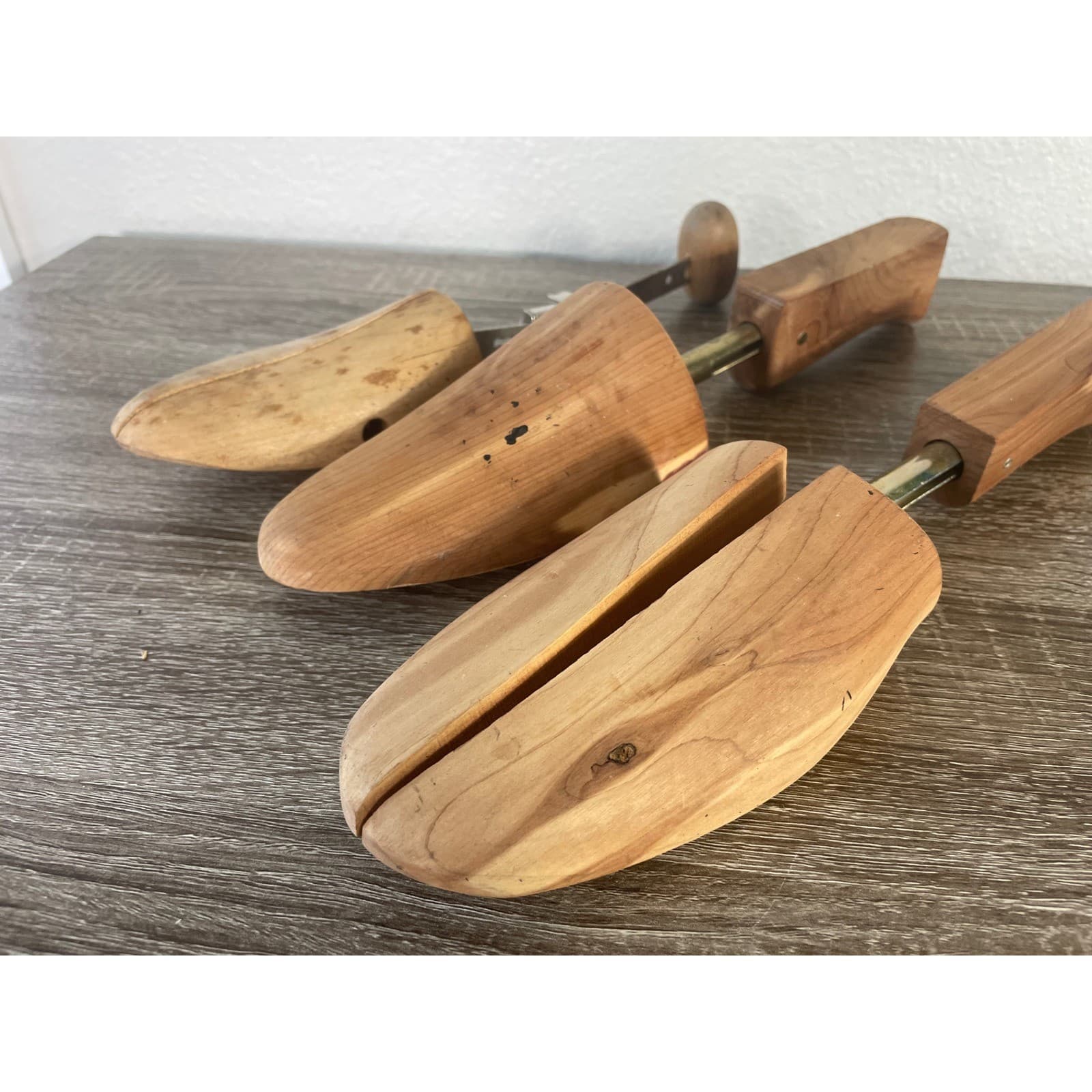 Vintage Wooden Shoe Trees Pair Adjustable Split Toe Shoe Stretchers Forms - Thumbnail 7