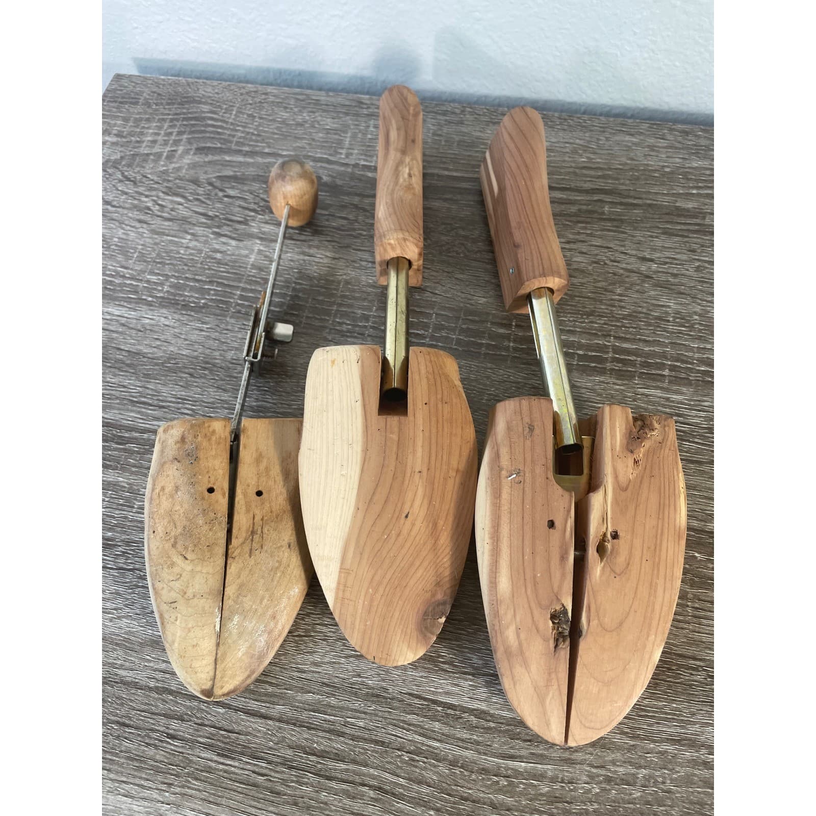Vintage Wooden Shoe Trees Pair Adjustable Split Toe Shoe Stretchers Forms - Thumbnail 9
