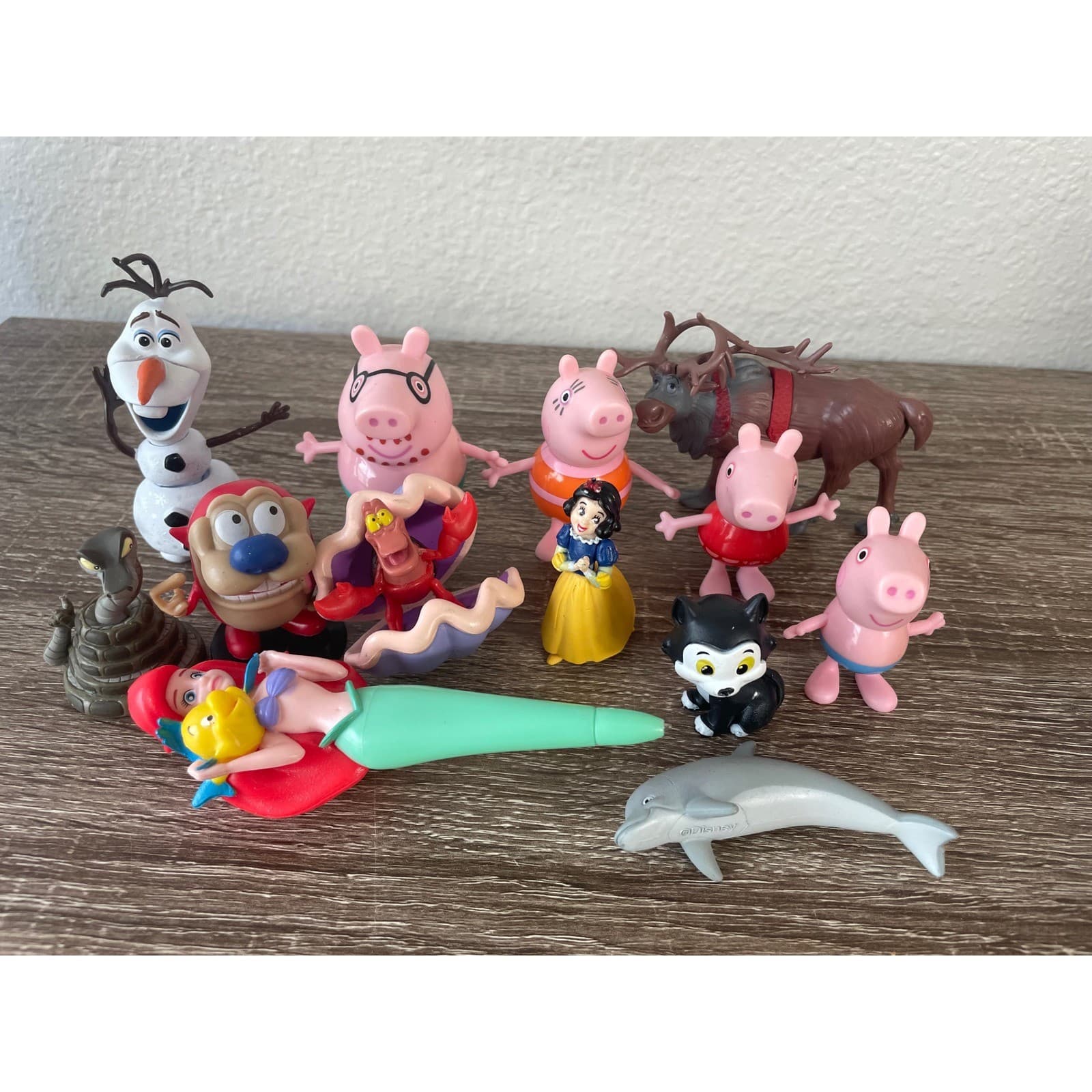Disney Peppa Pig Mixed Figure Toy Lot 13pc Ariel Frozen Snow White Sven - Thumbnail 3