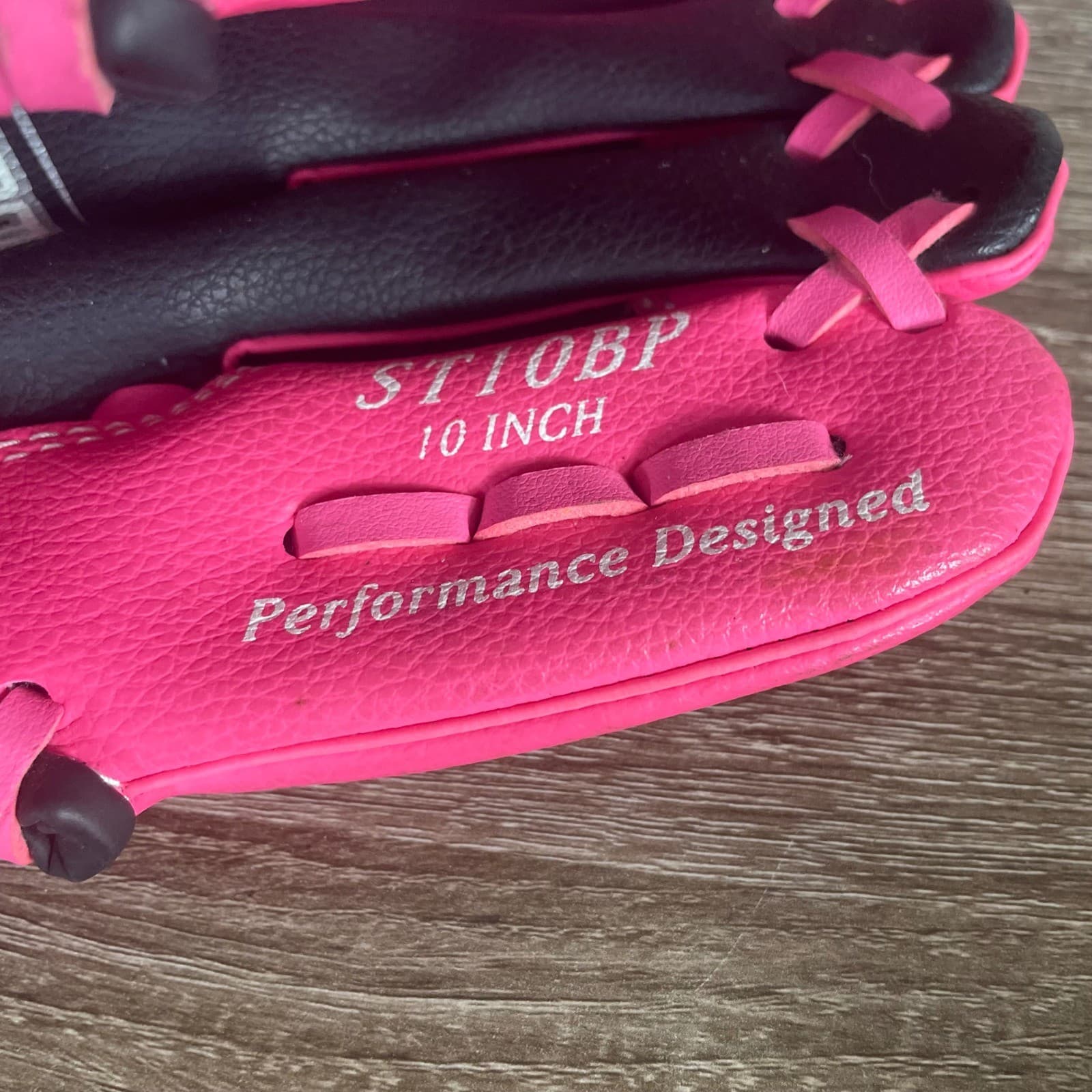 Rawlings Storm ST10BP 10in Youth Softball Glove Pink Black Basket Web RHT - Thumbnail 7