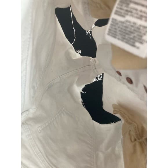 Old Navy Boyfriend Shorts Mid Rise Distressed White Shortie Women's Casual - Thumbnail 6