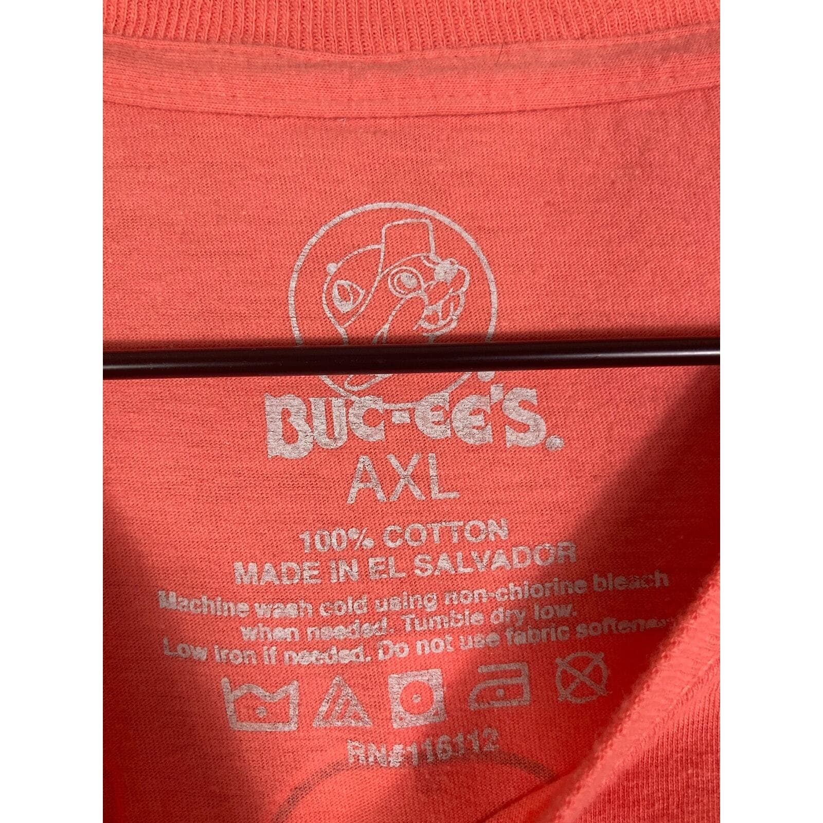 Buc-ees Texas Float Trip Graphic Tee T-Shirt Unisex Small Coral Souvenir Gift - Thumbnail 2