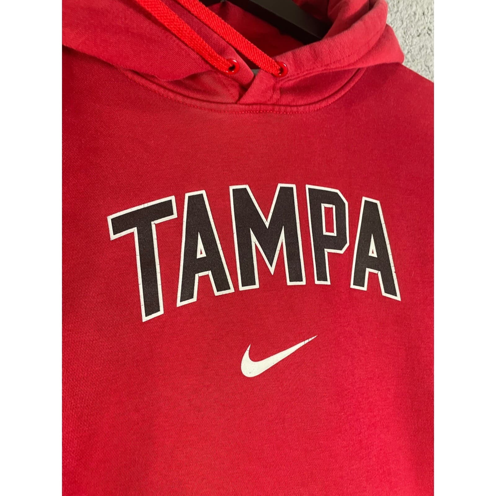 Nike Tampa Red Pullover Hoodie Sweatshirt Men's Medium Kangaroo Pocket - Thumbnail 9