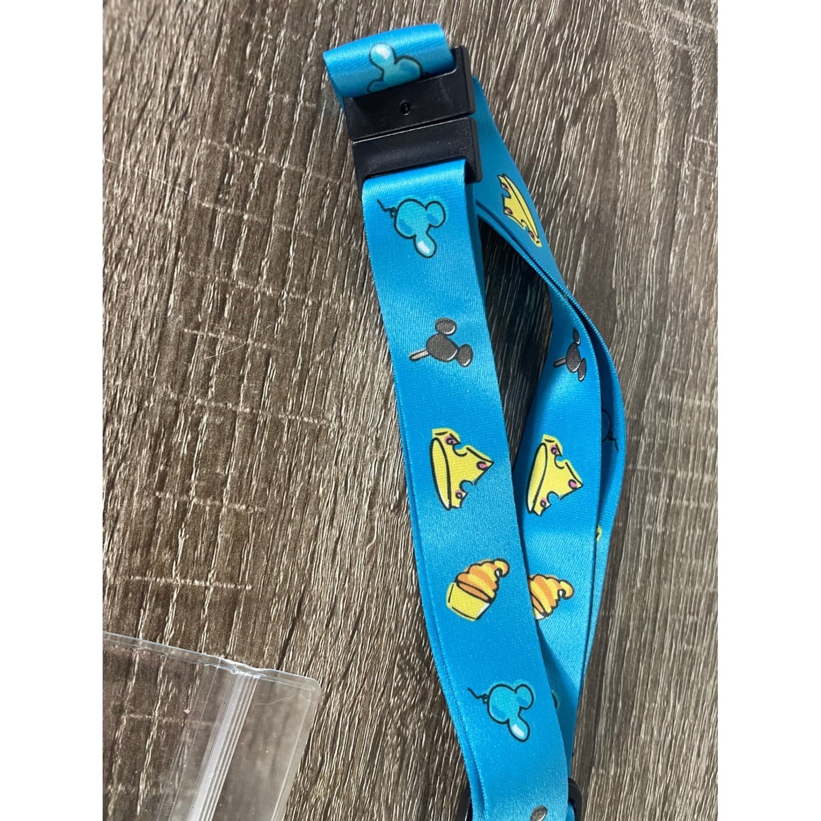Disney Vacation Club Lanyard DVC Member Park Dole Whip ID Badge Holder 2021 - Thumbnail 8