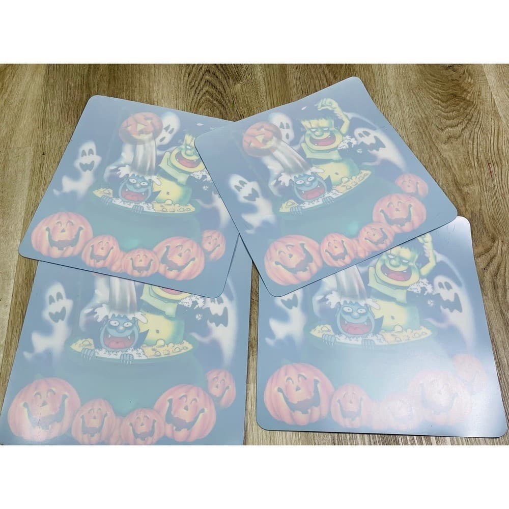 Halloween Placemats Set of 4 Frankenstein Vampire Pumpkins Ghosts Vintage - Thumbnail 9