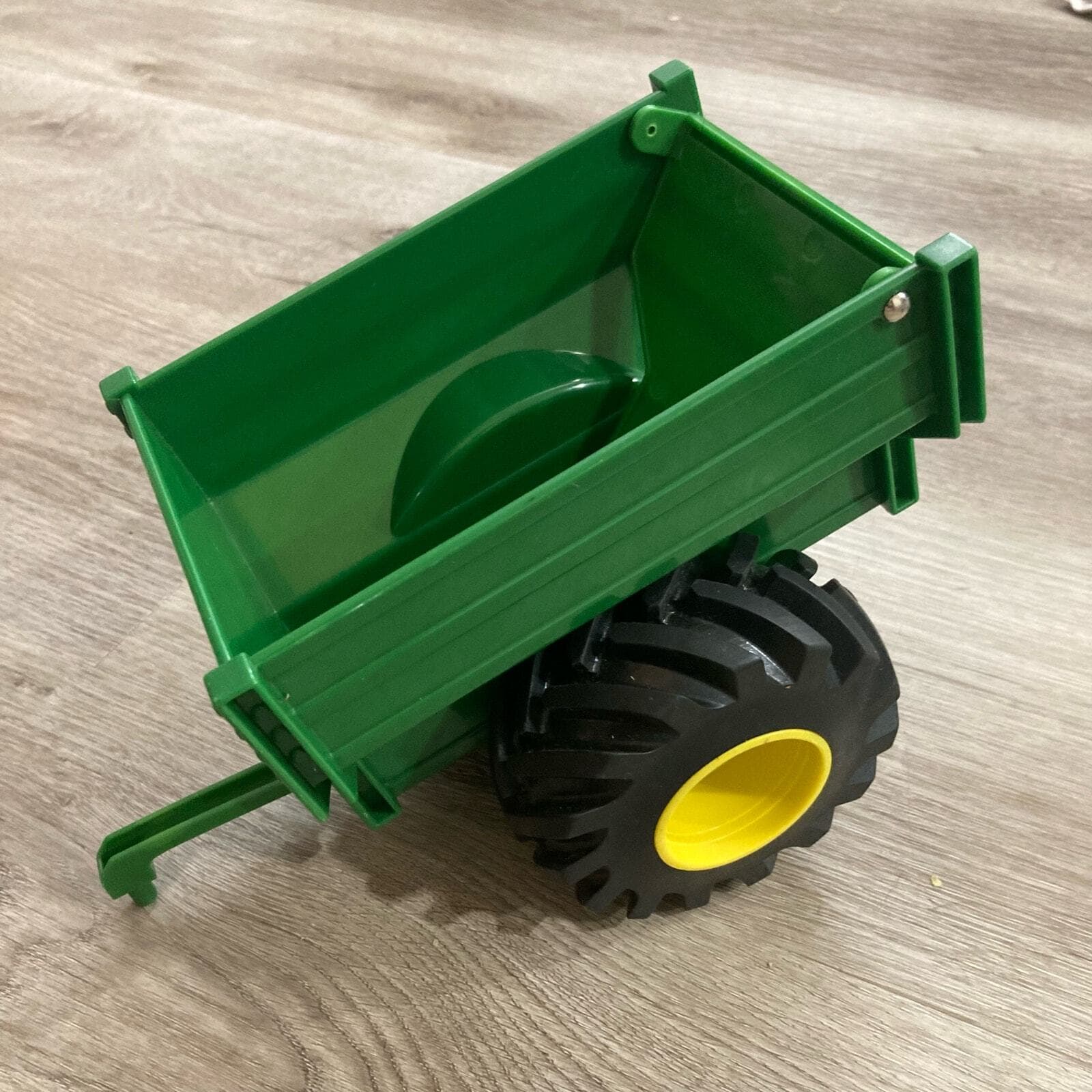 Tomy John Deere Monster Treads Green Trailer Farm Toy Kids - Used - Thumbnail 3