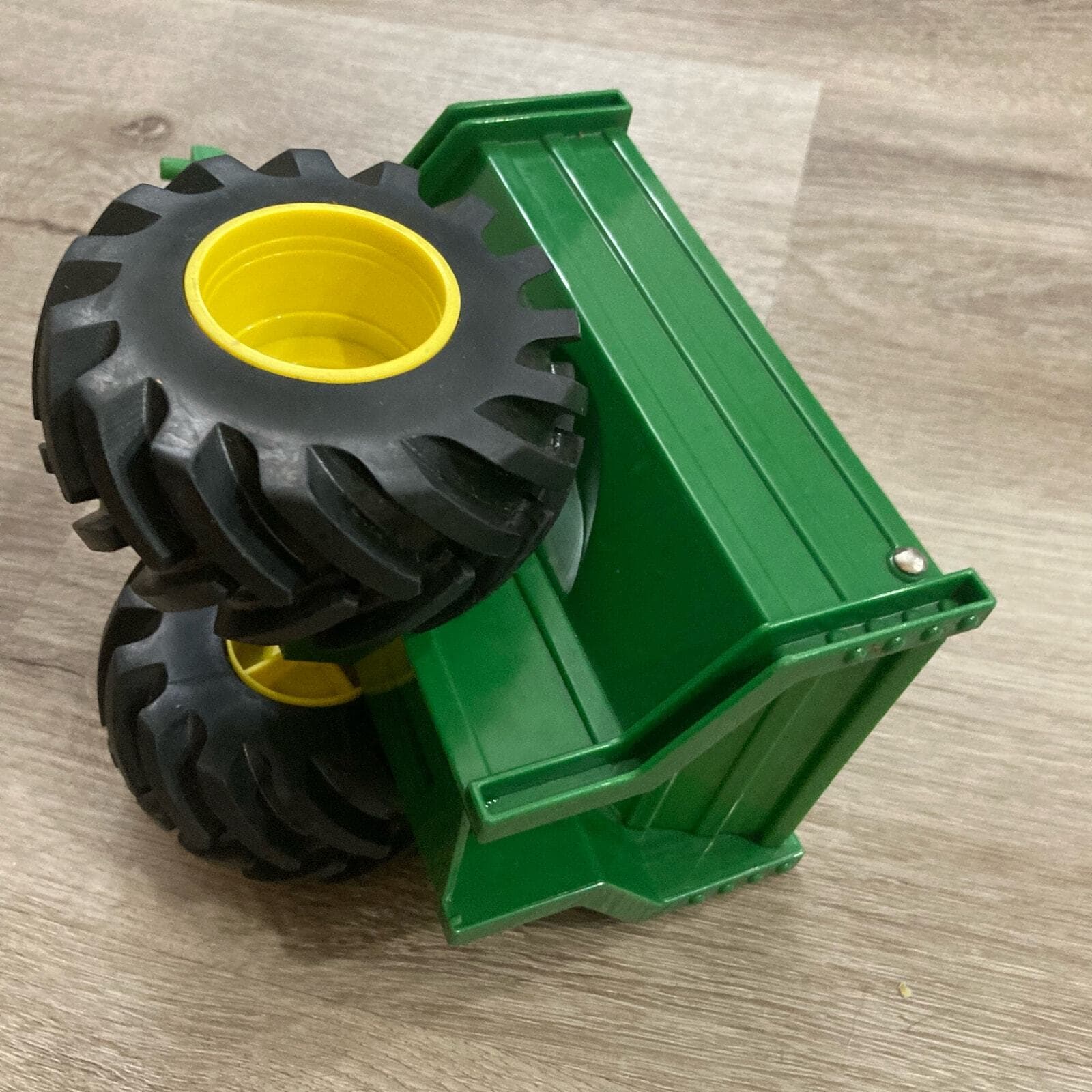 Tomy John Deere Monster Treads Green Trailer Farm Toy Kids - Used - Thumbnail 10