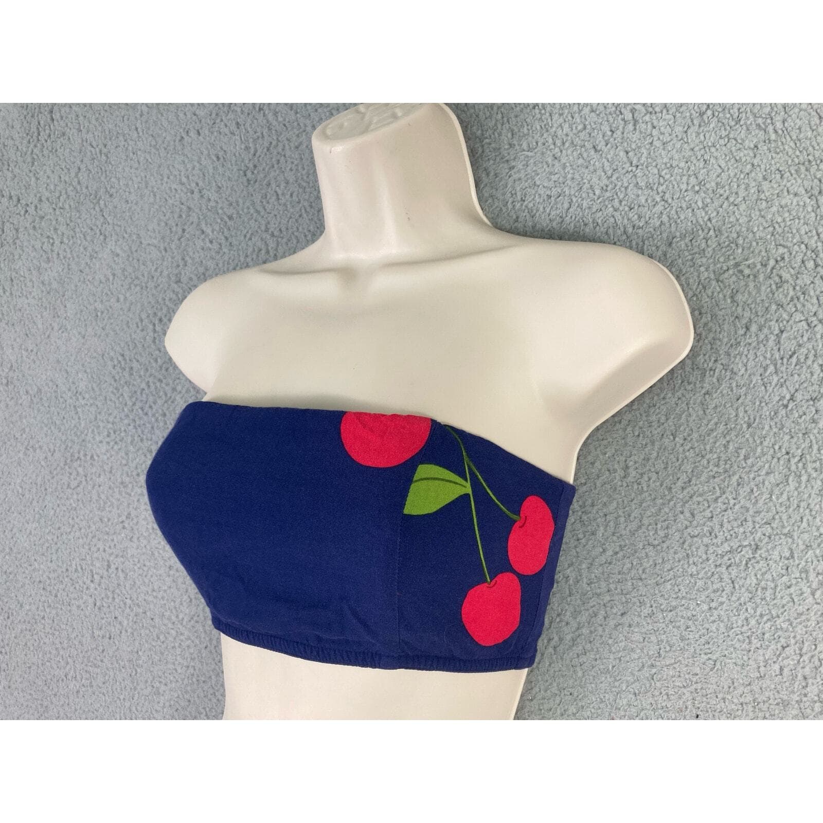 Forever 21 Women's S Cherry Print Tube Top Casual Fashion Trendy Summer Wear - Thumbnail 4