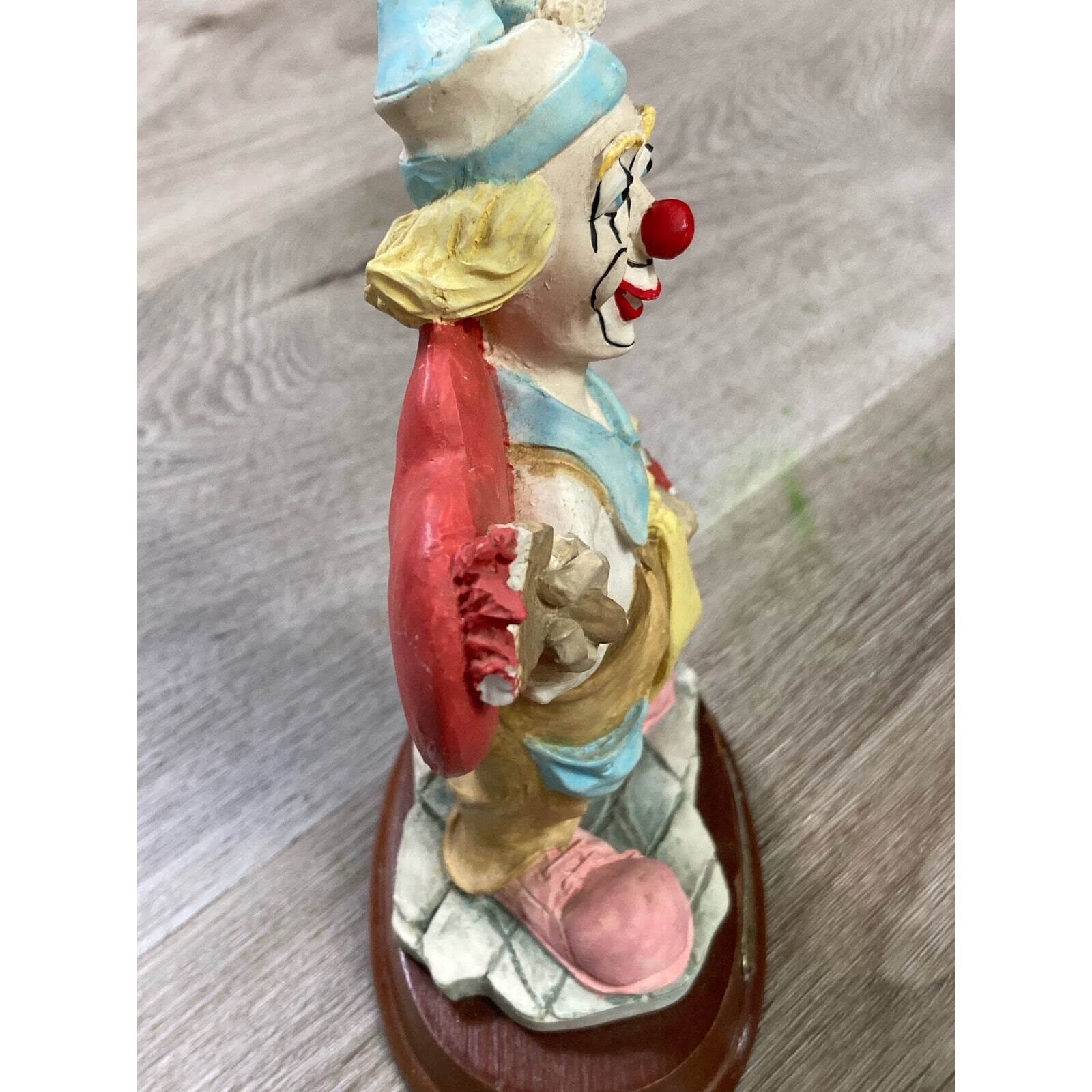 Vintage Pucci Hand Painted Ceramic Clown Figurine 7" Jester Hat Art Rare Gift - Thumbnail 8