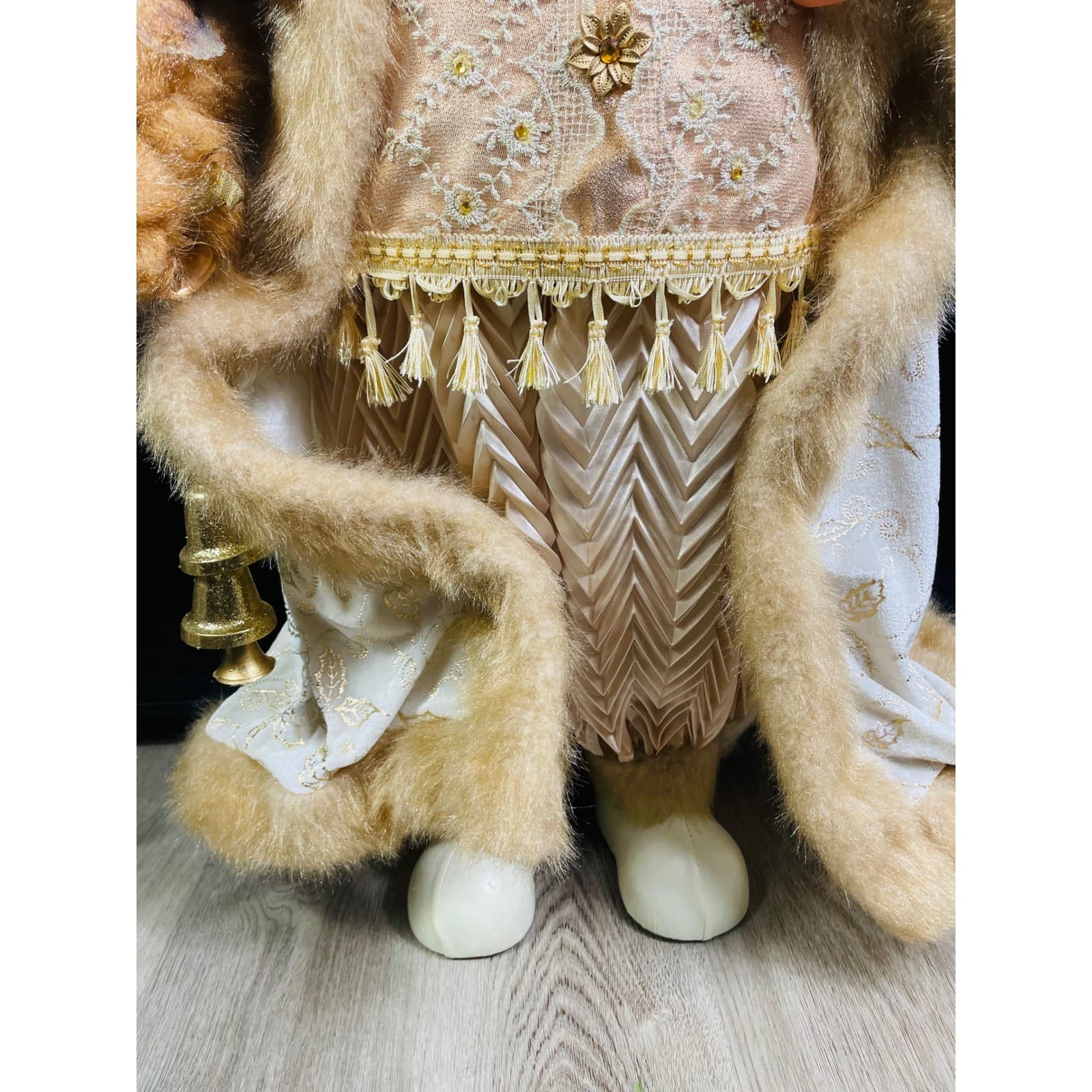 Champagne Gold Santa Claus Floor Standing Christmas Figure 36” Elegant Decor - Thumbnail 17