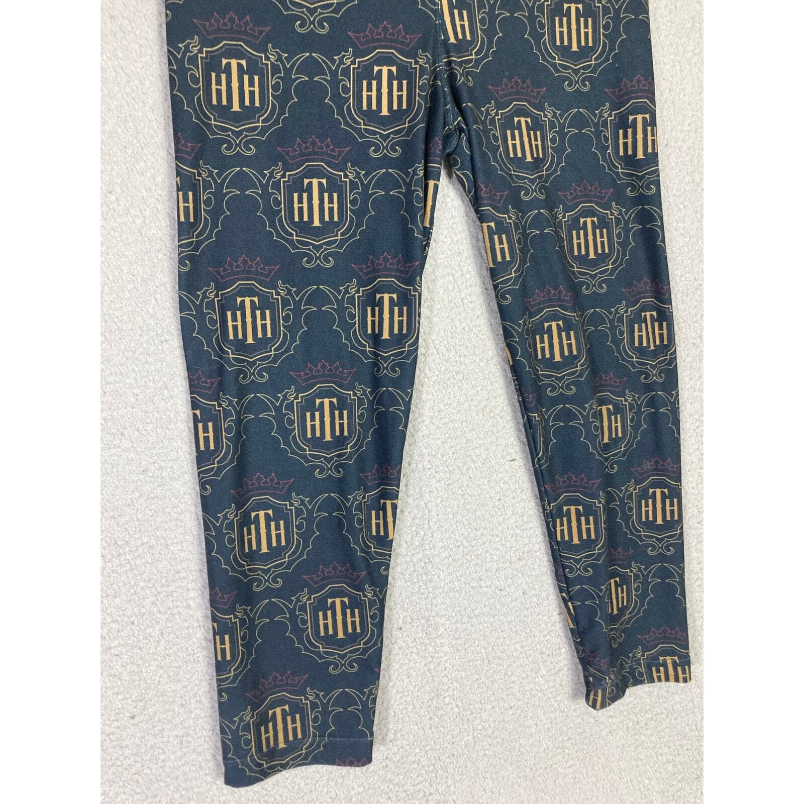 Disney Parks Hollywood Tower Hotel Crop Leggings Women's Small HTH Souvenir - Thumbnail 6