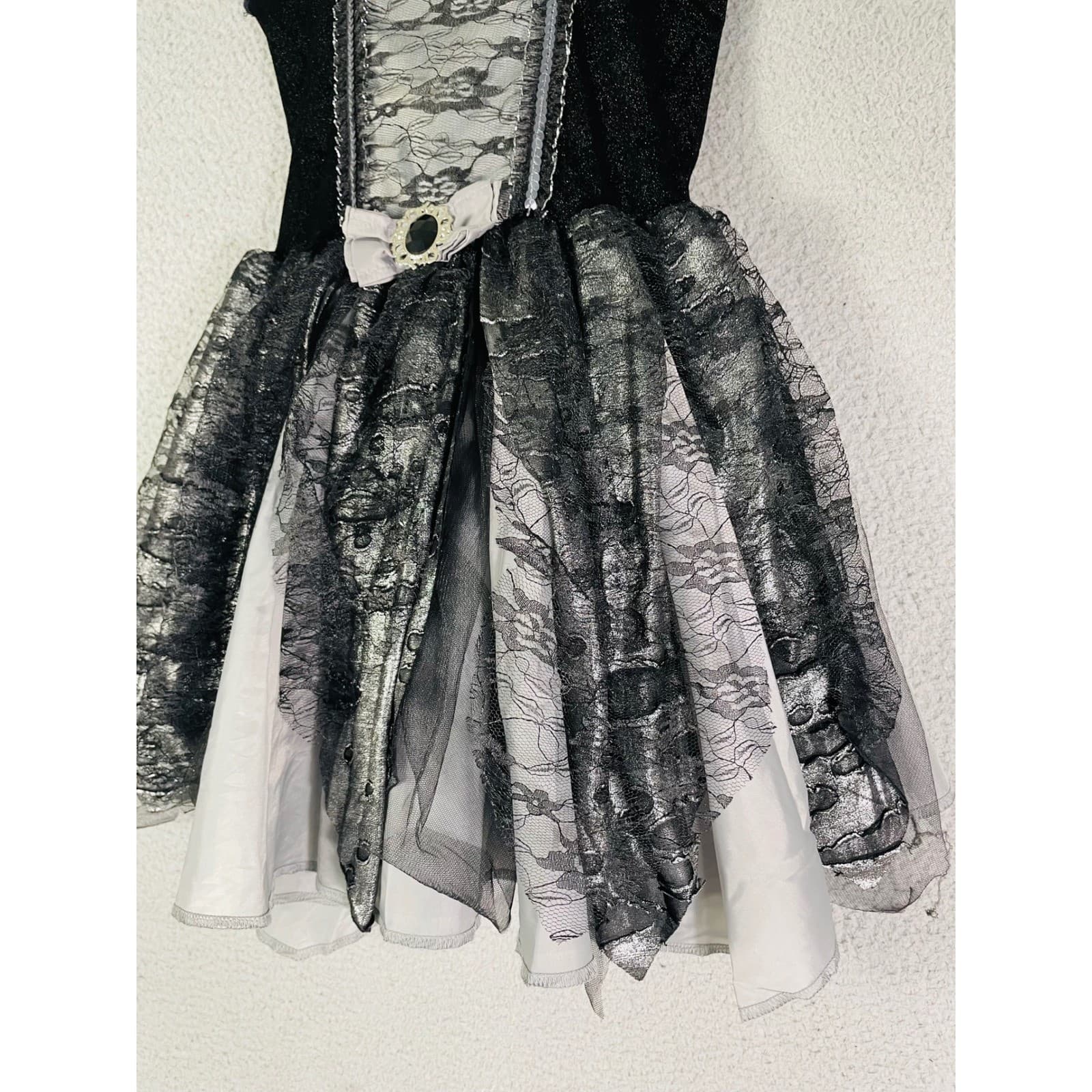 Girls Halloween Witch Costume Dress Large Black Silver Lace Party Spooky - Thumbnail 5