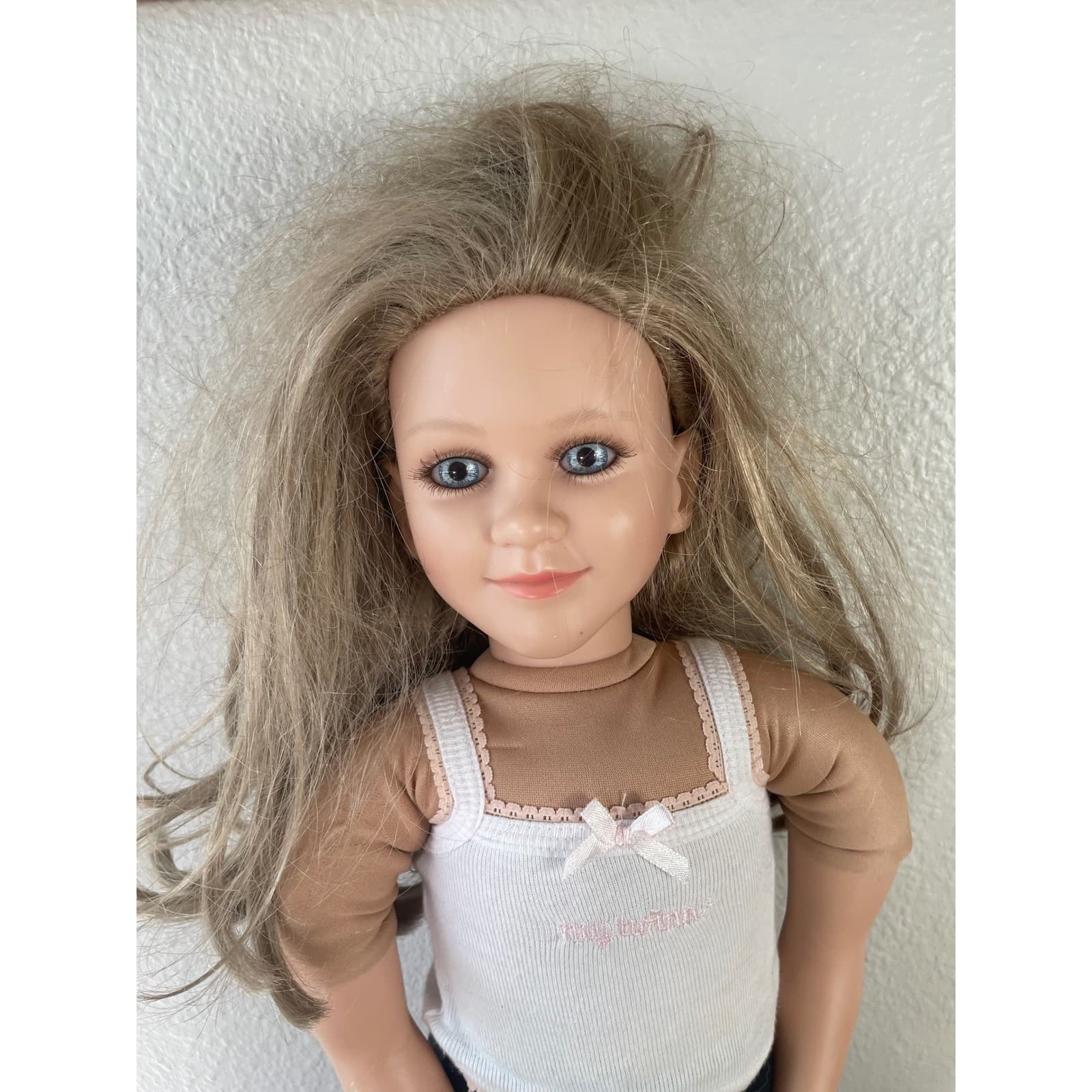 My Twinn 23 Doll Posable Realistic Girl Blonde Blue Eyes Outfit 2009 - Thumbnail 8
