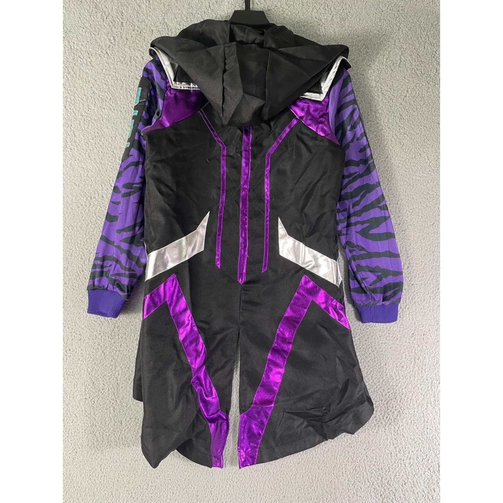 Fortnite Kids XL Halloween Costume Jacket Purple Black Epic Games 2021 Cosplay - Thumbnail 10