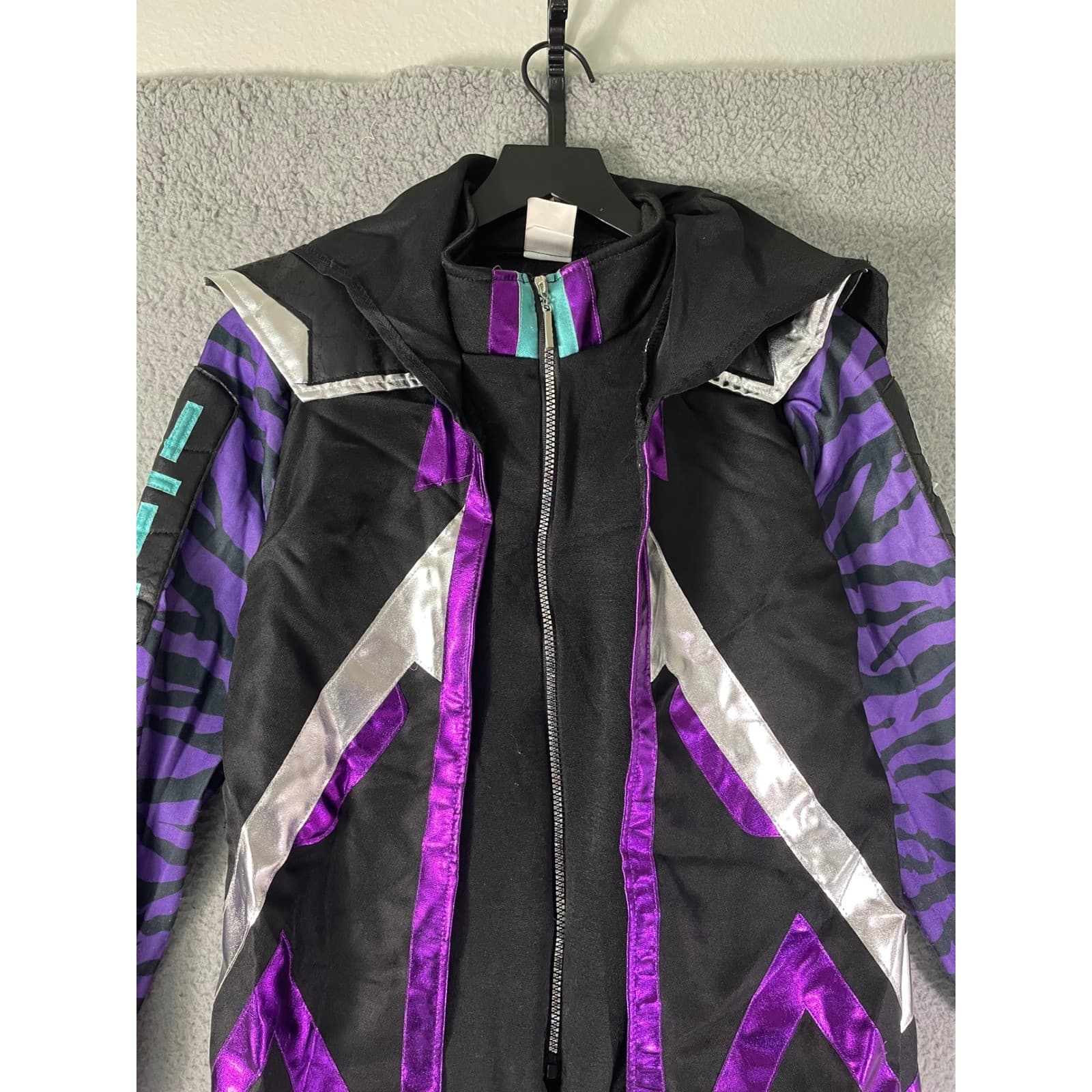 Fortnite Kids XL Halloween Costume Jacket Purple Black Epic Games 2021 Cosplay - Thumbnail 5