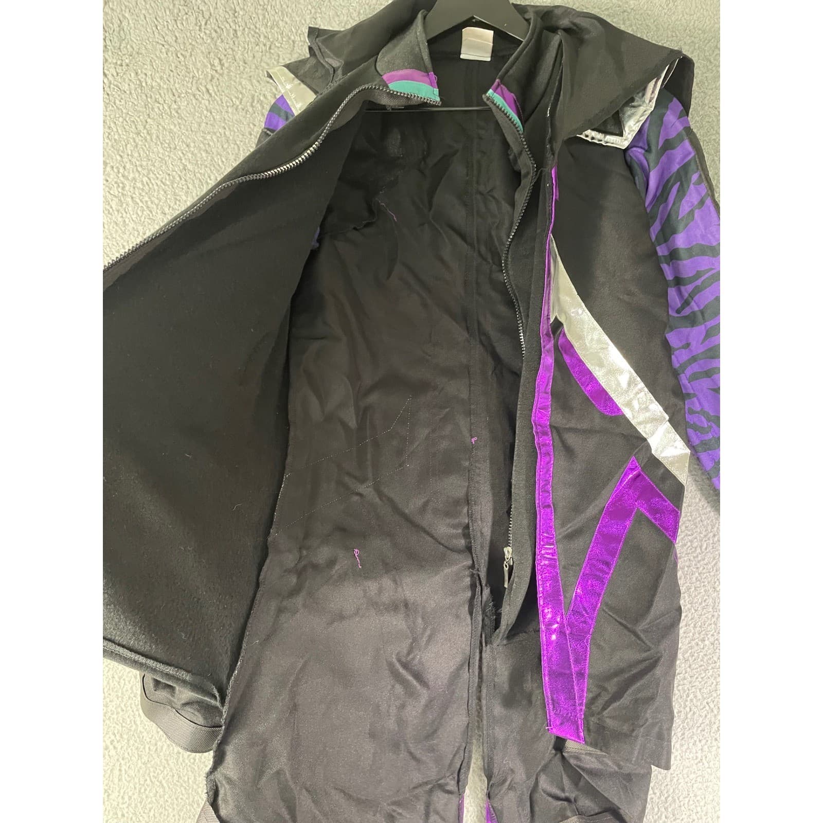 Fortnite Kids XL Halloween Costume Jacket Purple Black Epic Games 2021 Cosplay - Thumbnail 9