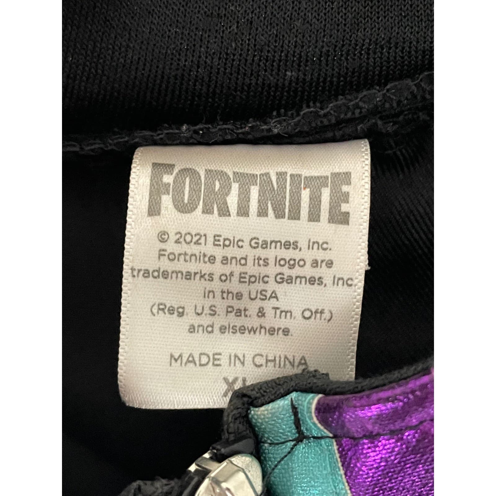 Fortnite Kids XL Halloween Costume Jacket Purple Black Epic Games 2021 Cosplay - Thumbnail 2