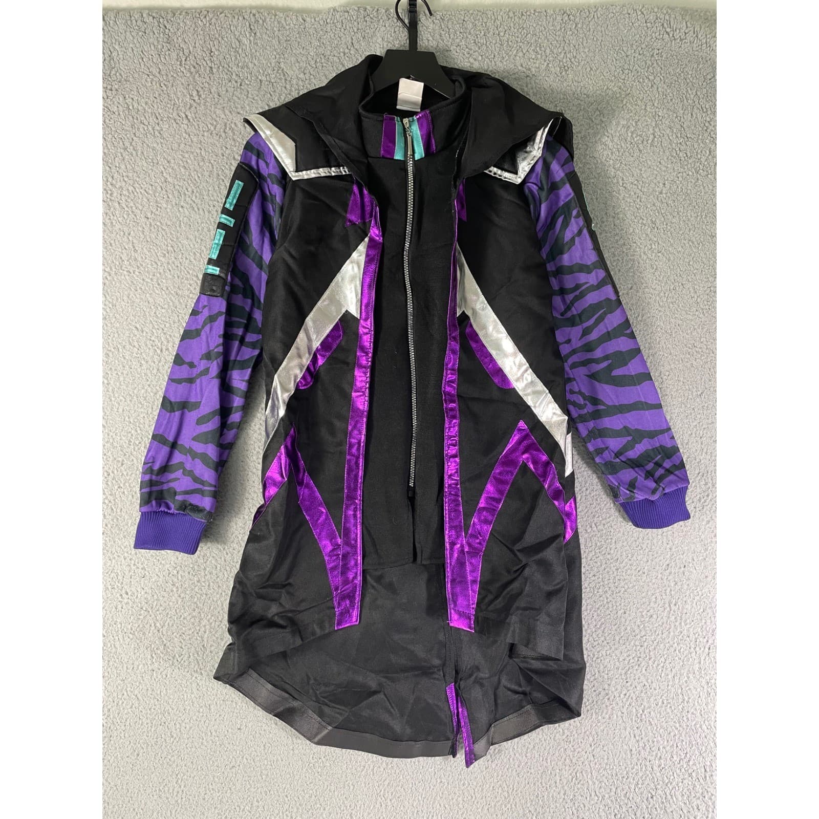 Fortnite Kids XL Halloween Costume Jacket Purple Black Epic Games 2021 Cosplay - Thumbnail 4